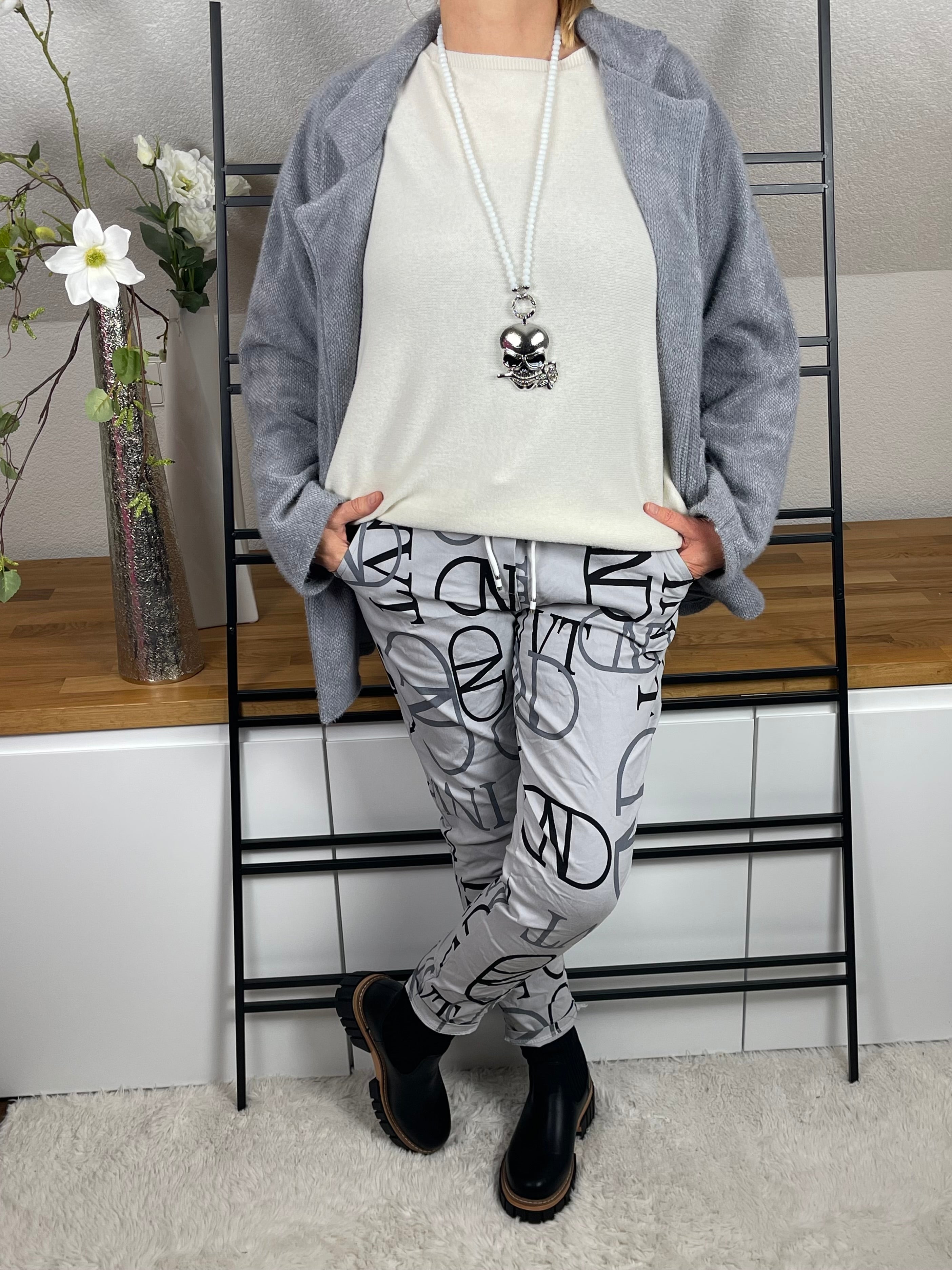 !!!!KEINE RETOURE MÖGLICH!!!!
Blazer „Chic“ Einheitsgrösse Gr. 42- 46