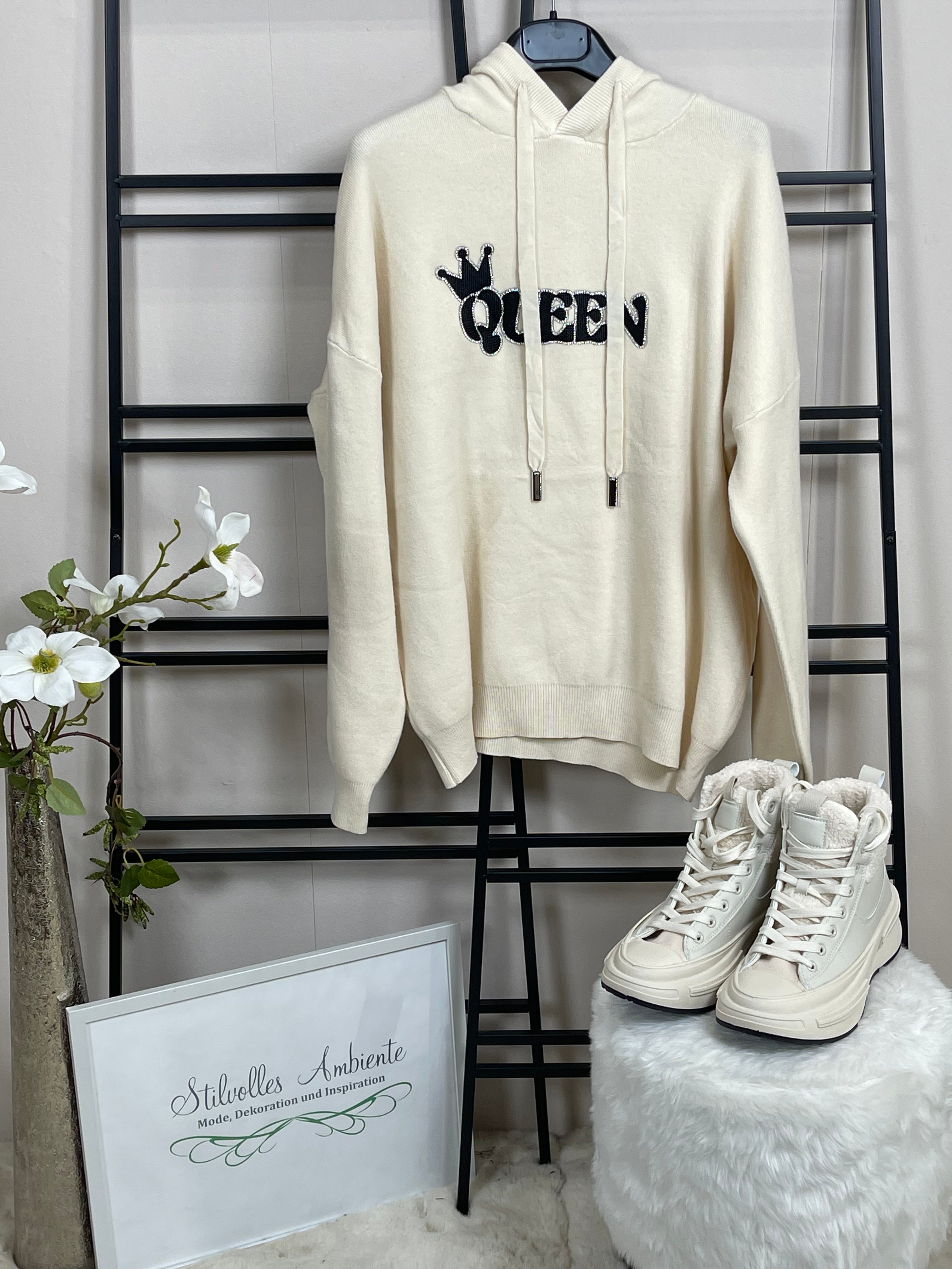 !!!!KEINE RETOURE MÖGLICH!!!!
Hoodie „Queen“ Einheitsgröße Gr. 36 - 40
