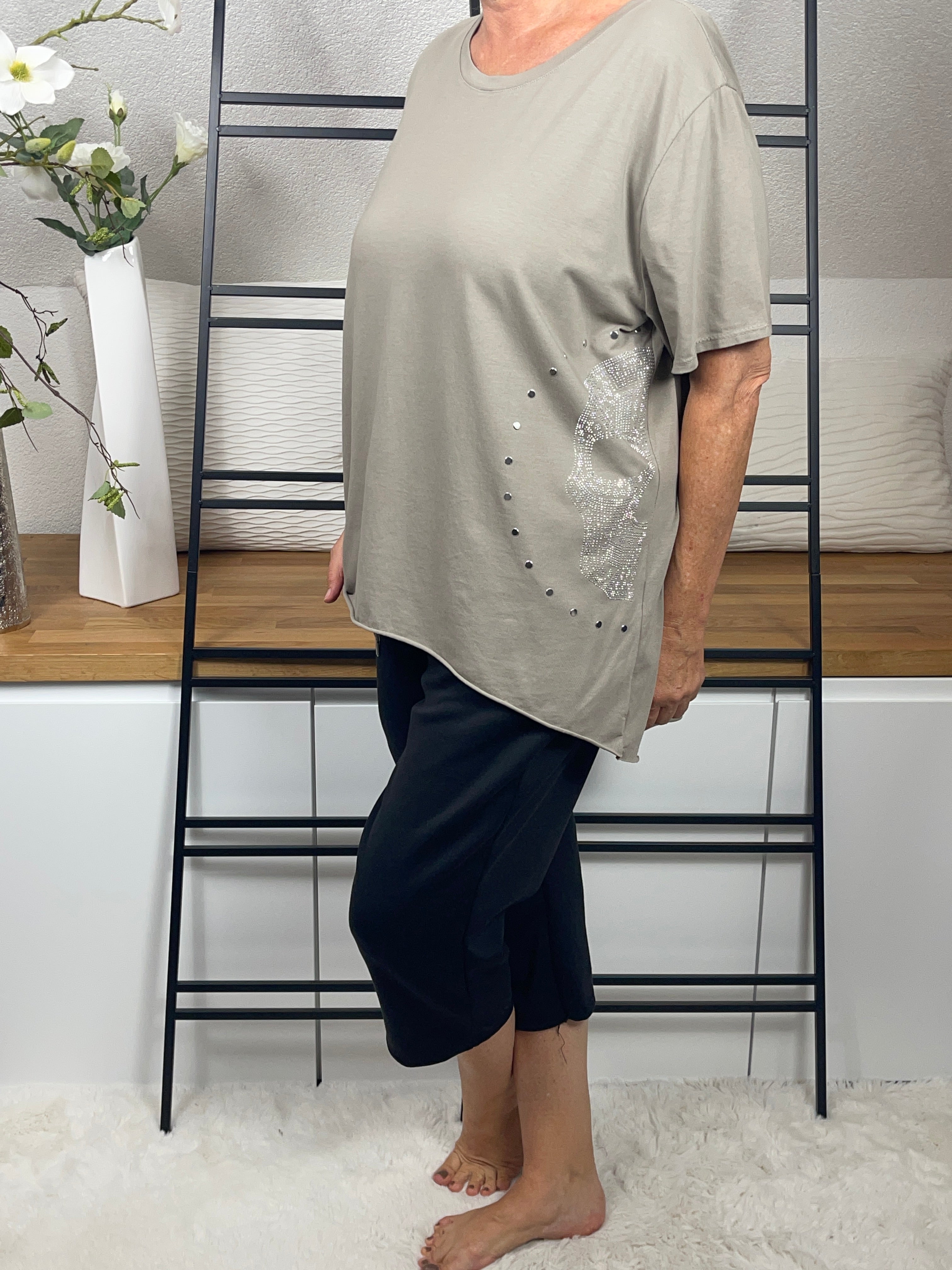 Damen T - Shirt „Skull“ Gr. 40 - 44 in 2 Farben