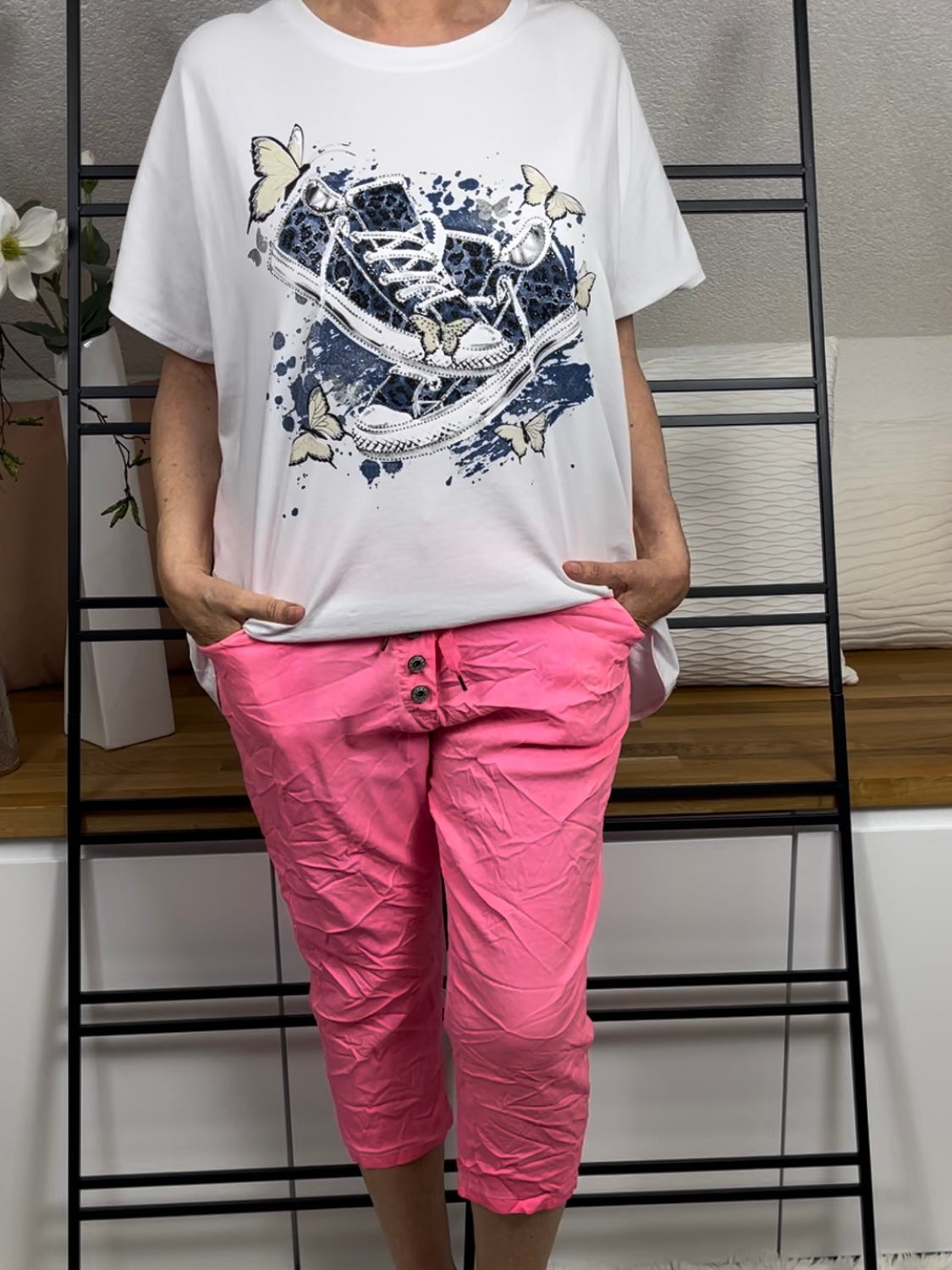 Damen T - Shirt „Sneaker“ Einheitsgrösse Gr. 44 - 48 in 4 Farben