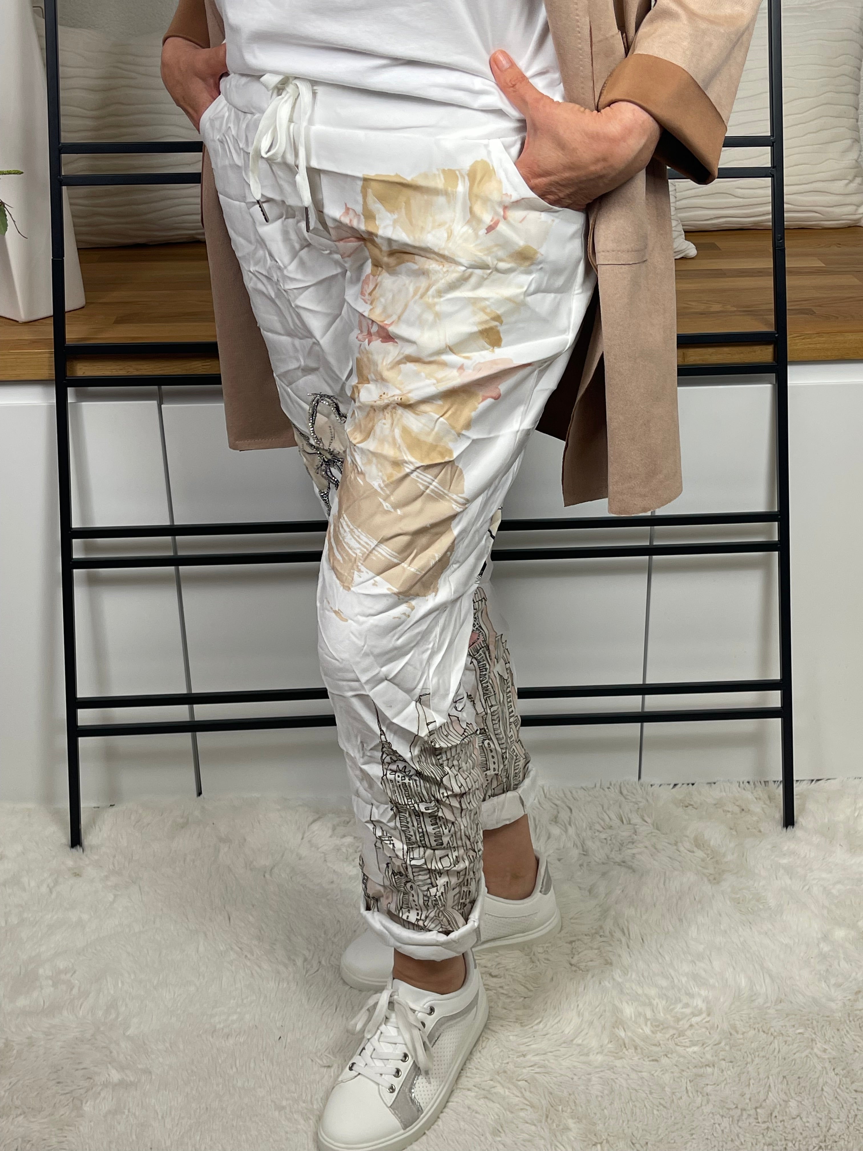 Damen - Jogpant „Mickey Mouse“ mit Glitzereffekt Einheitsgröße Gr. 42 - 48 in weiß - beige