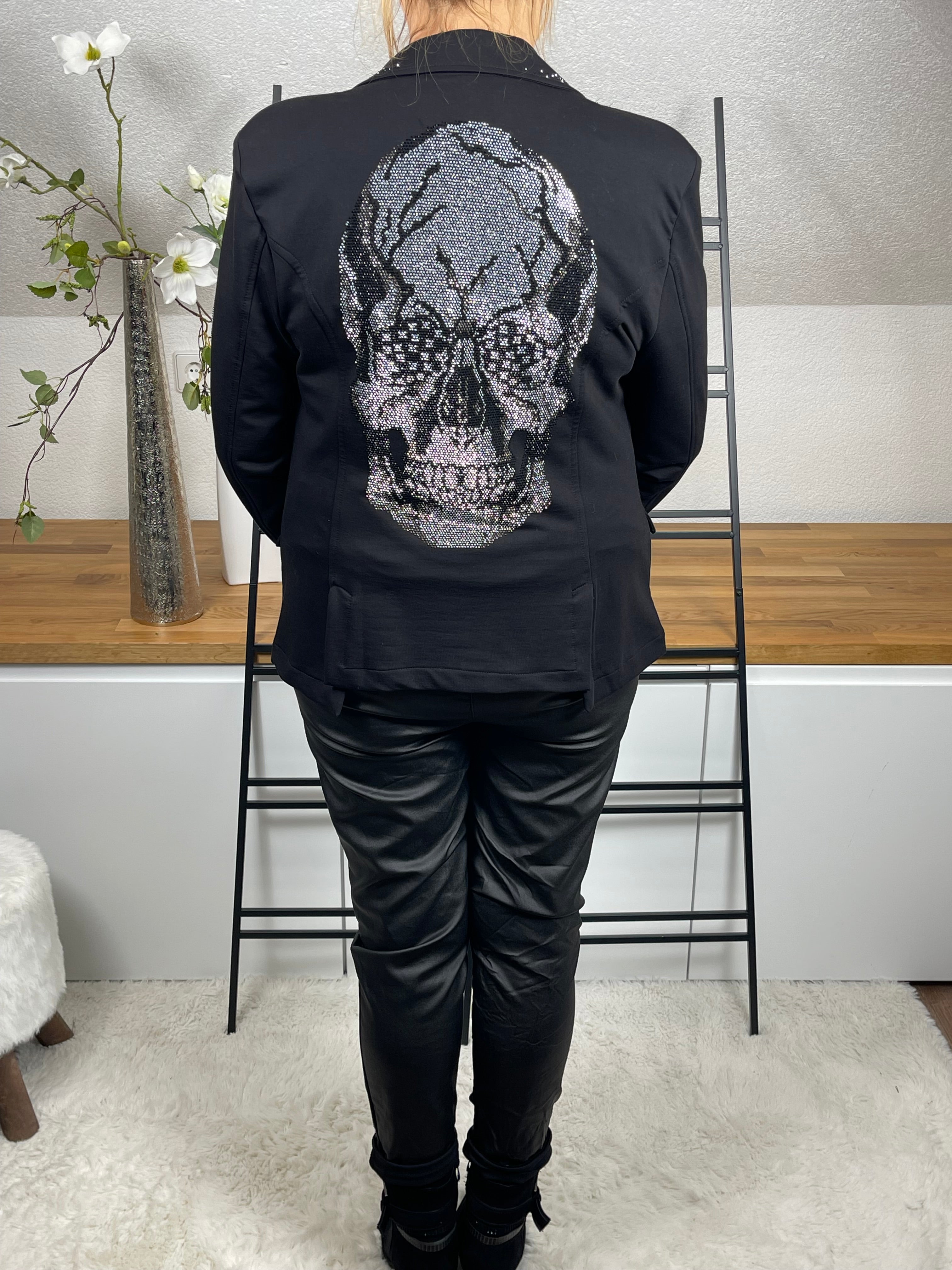 Blazer „Totenkopf“ von „EU-Queen“ Gr. 36 - 42