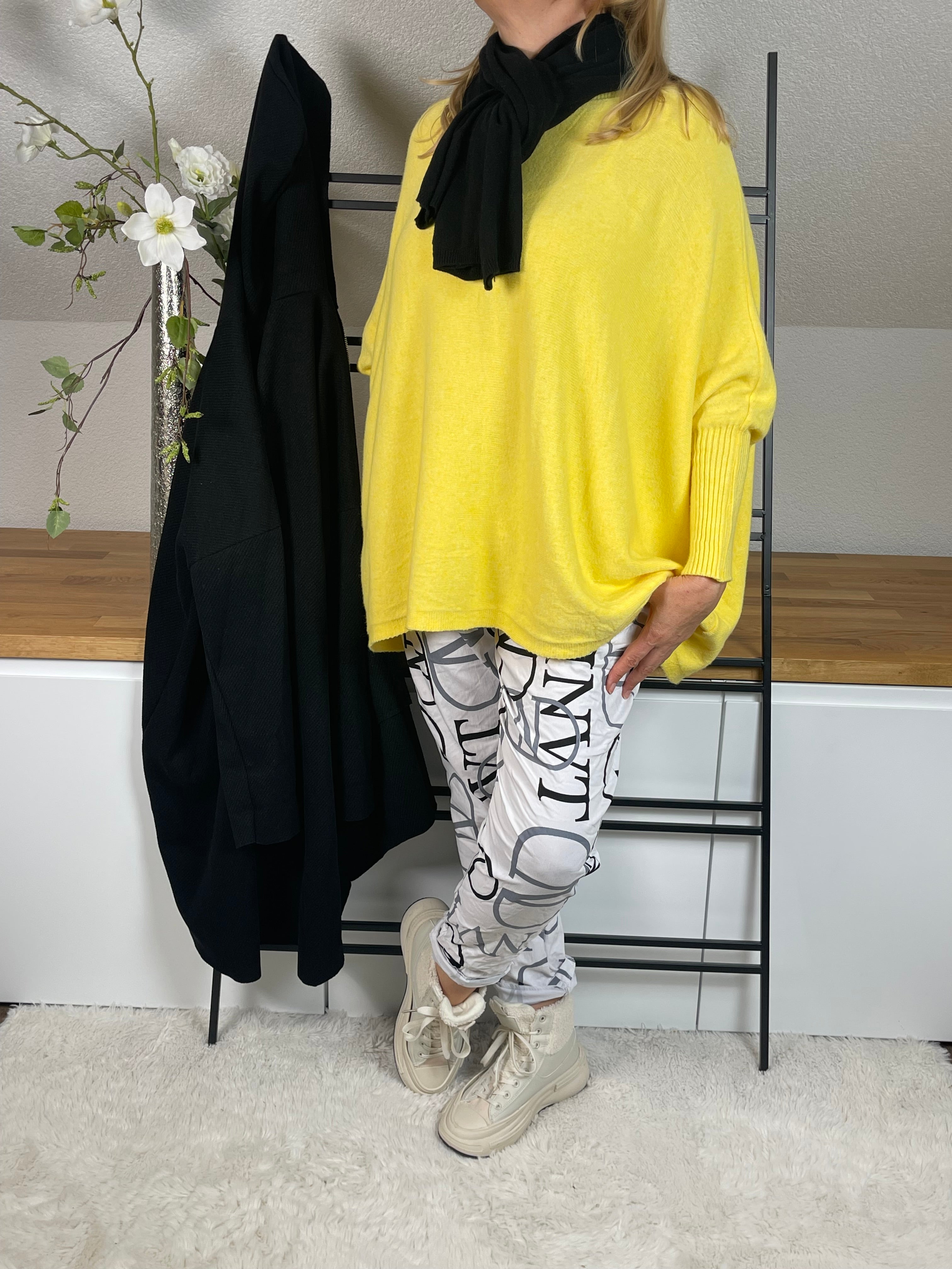 • Jogginghose mit Schriftzug
• JogPant mit Buchstaben
• Jogginghose mit Print
• Jogginghose mit Lettern
• Jogginghose bedruckt
• Bedruckte JogPant
• Jogginghose mit Text
• Jogger mit Schriftzug