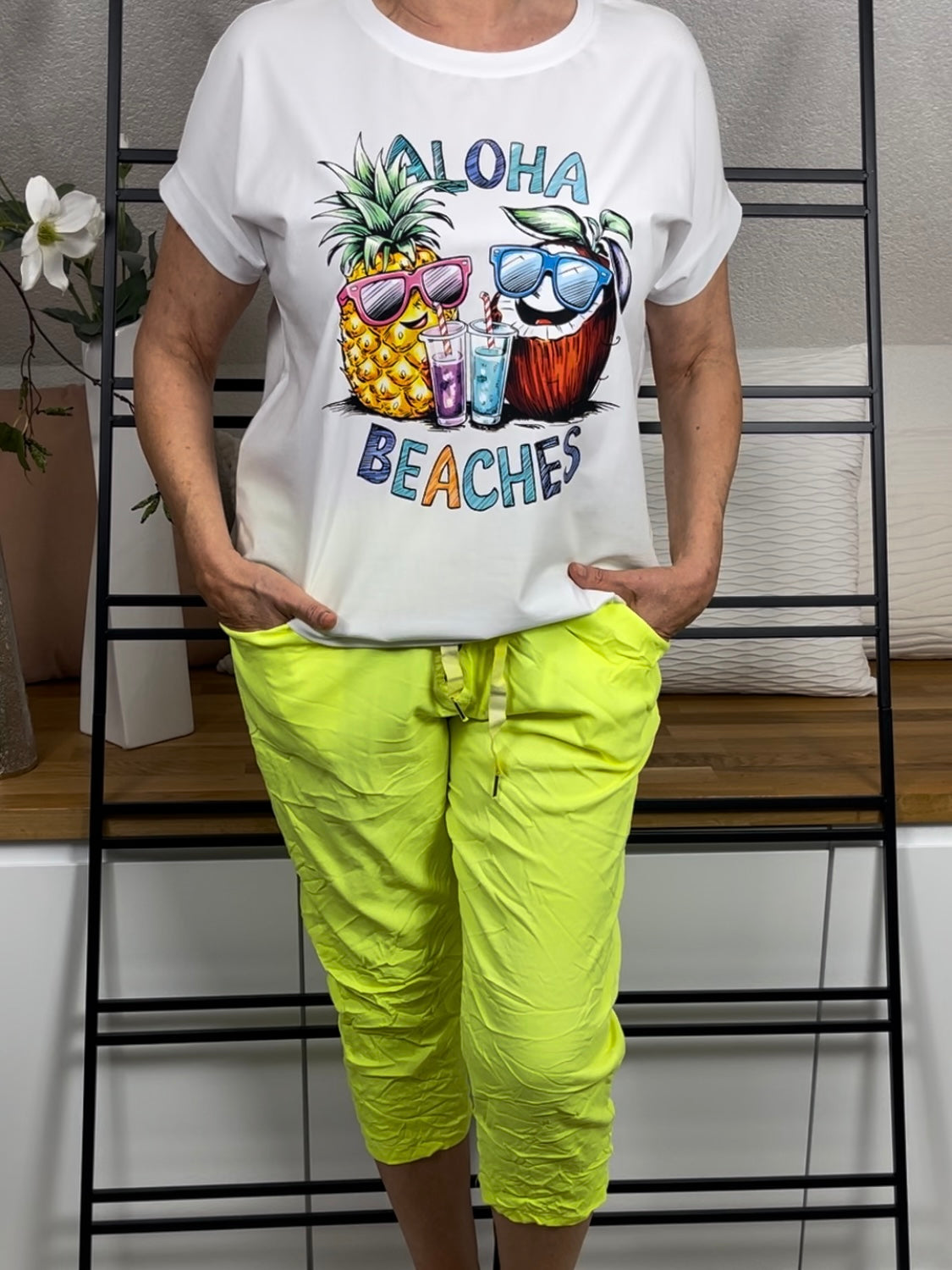 Damen T - Shirt „Aloha Beaches“ Einheitsgrösse Gr. 40 - 44/46