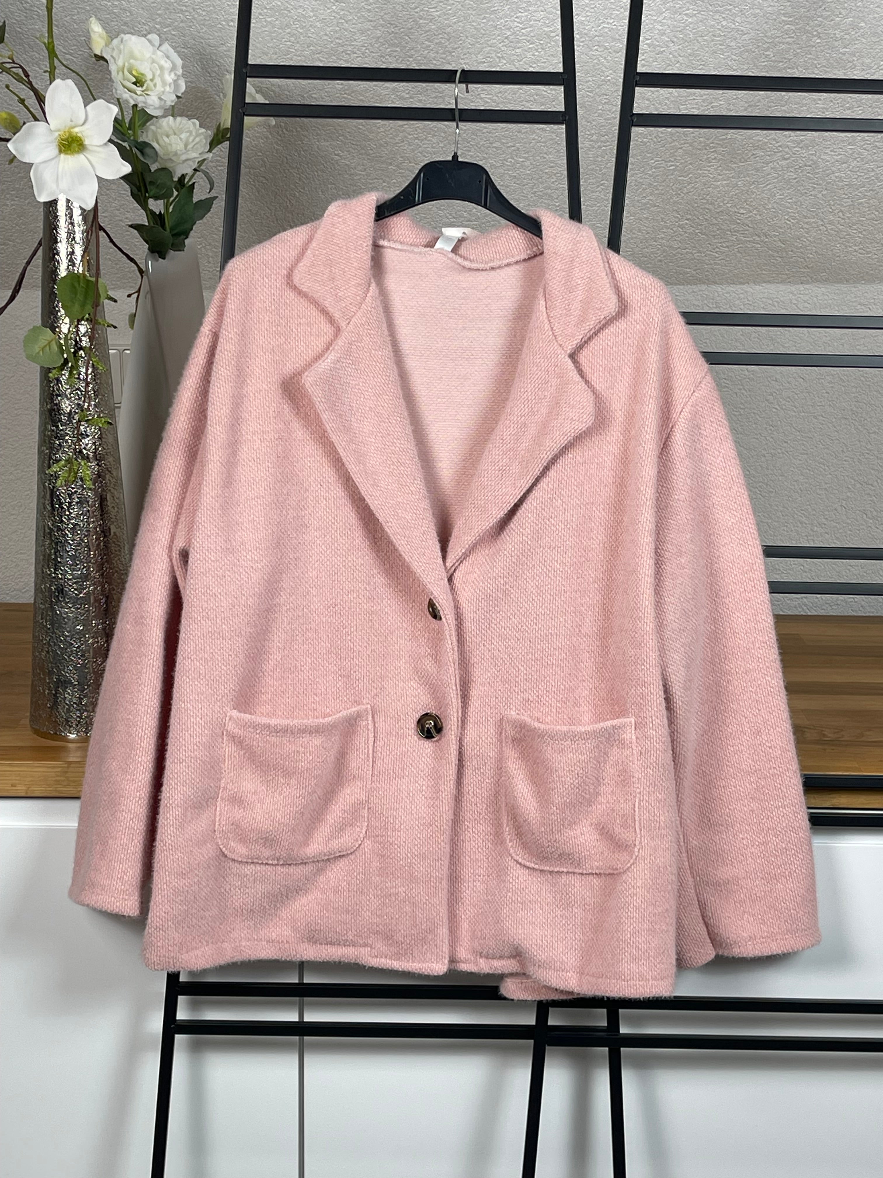 !!!!KEINE RETOURE MÖGLICH!!!!
Blazer „Chic“ Einheitsgrösse Gr. 42- 46