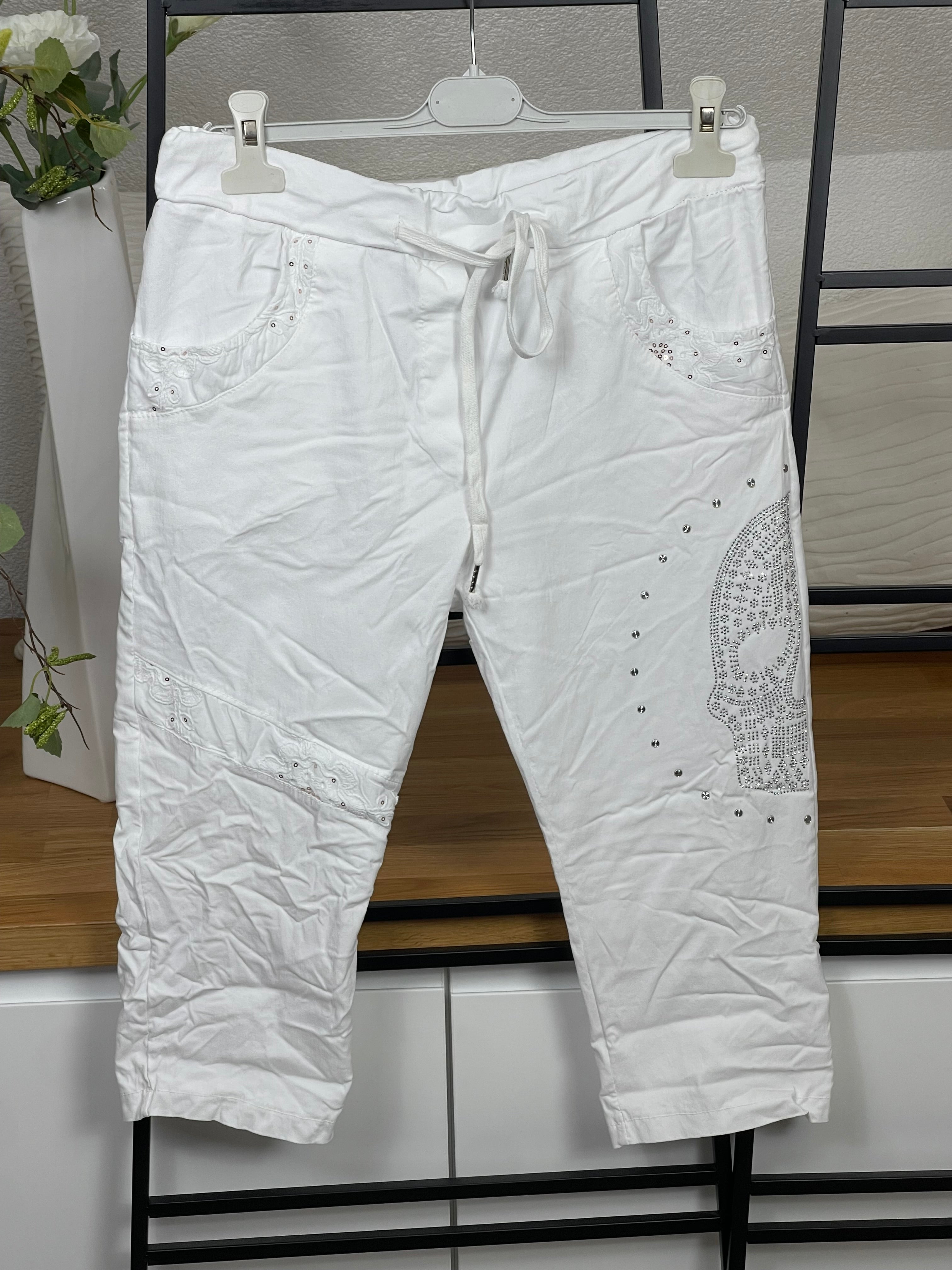Damen 3/4 Jogpant „Skull“ Einheitsgrösse Gr. 36 - 42 in 2 Farben
