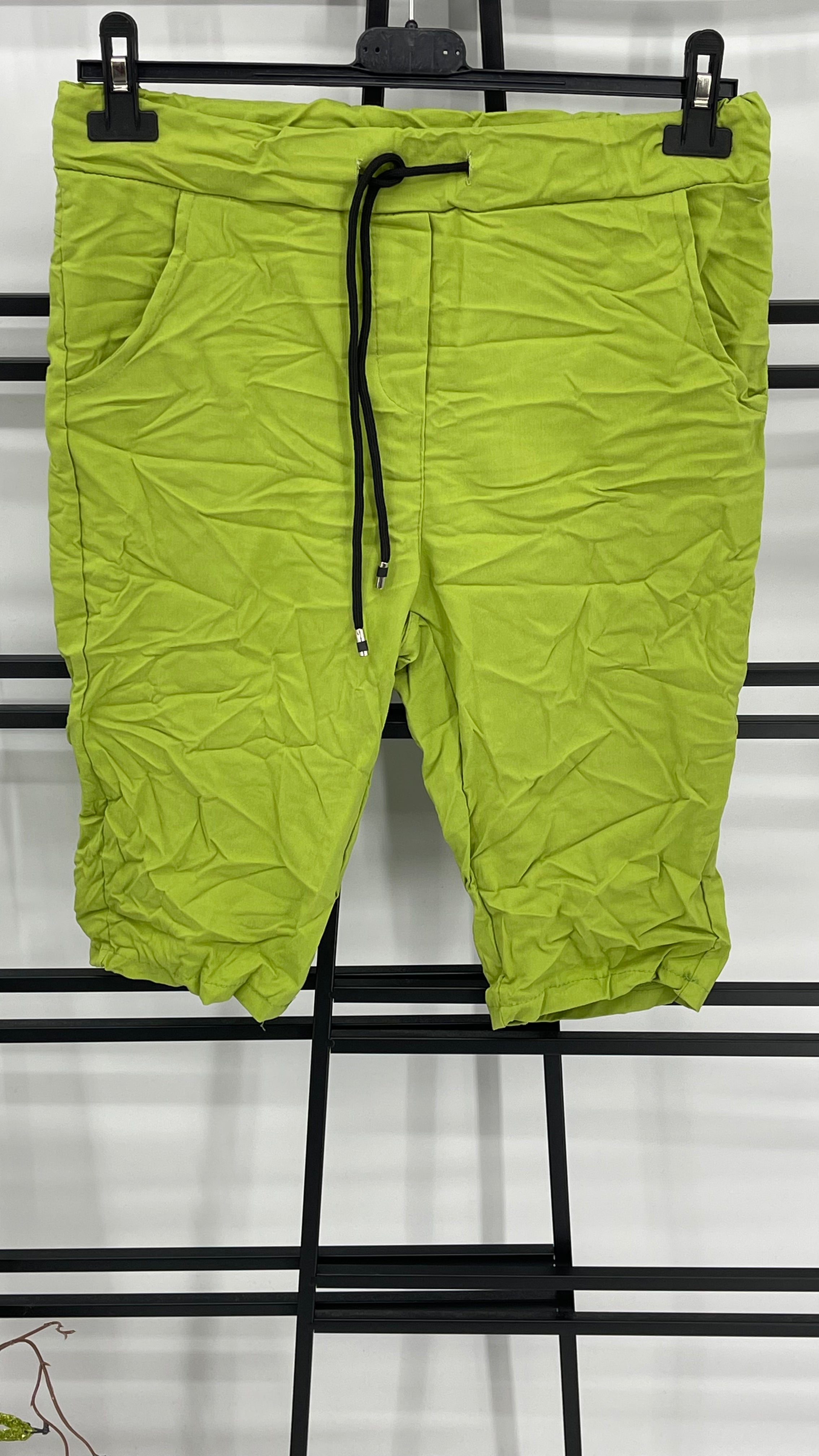 !!!!KEINE RETOURE MÖGLICH!!!!
Short mit Kordel Einheitsgrösse Gr. 34 - 38