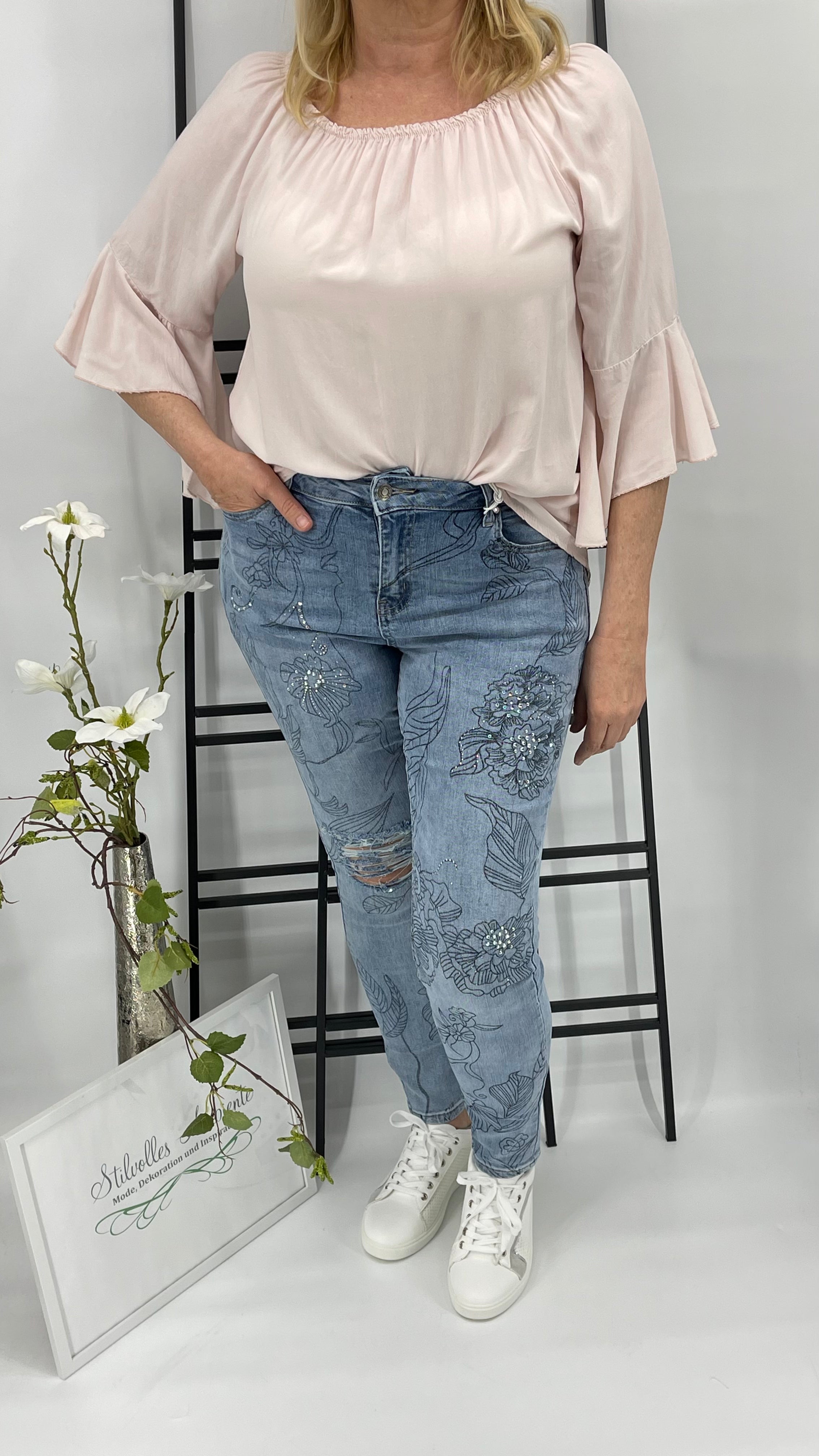 !!!!KEINE RETOURE MÖGLICH!!!!
Jeans Gr. 40 - 48
