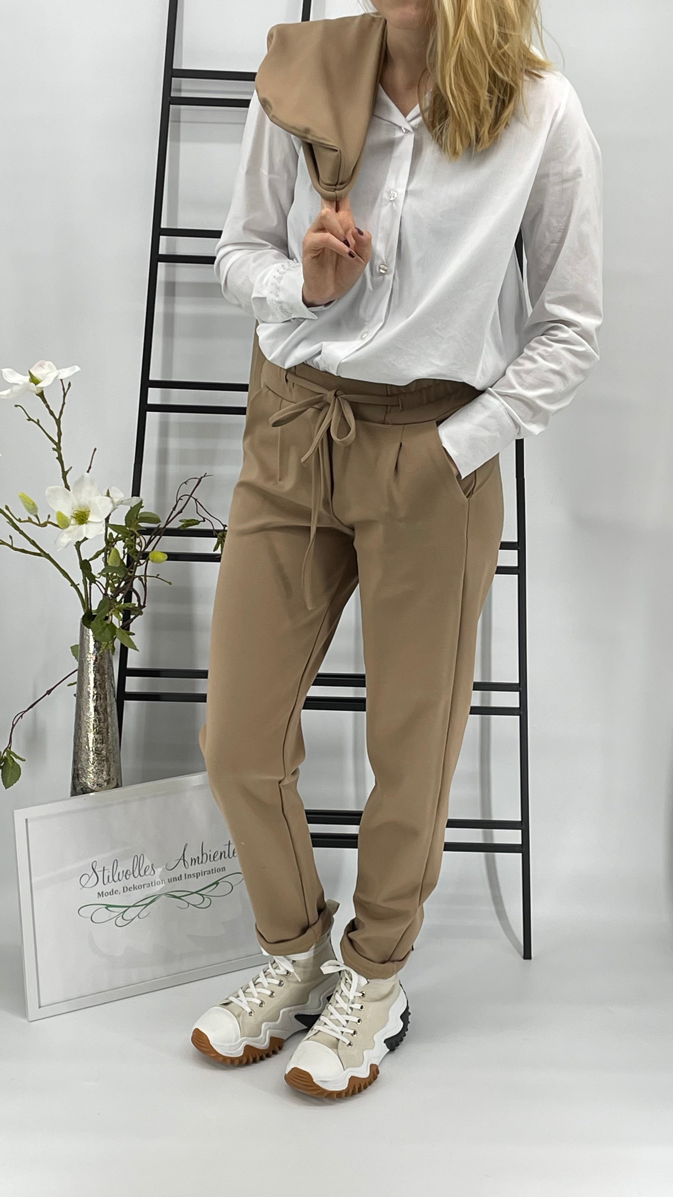 !!!!KEINE RETOURE MÖGLICH!!!!
Bluse von „Esvivid“ Gr. 34 - 44