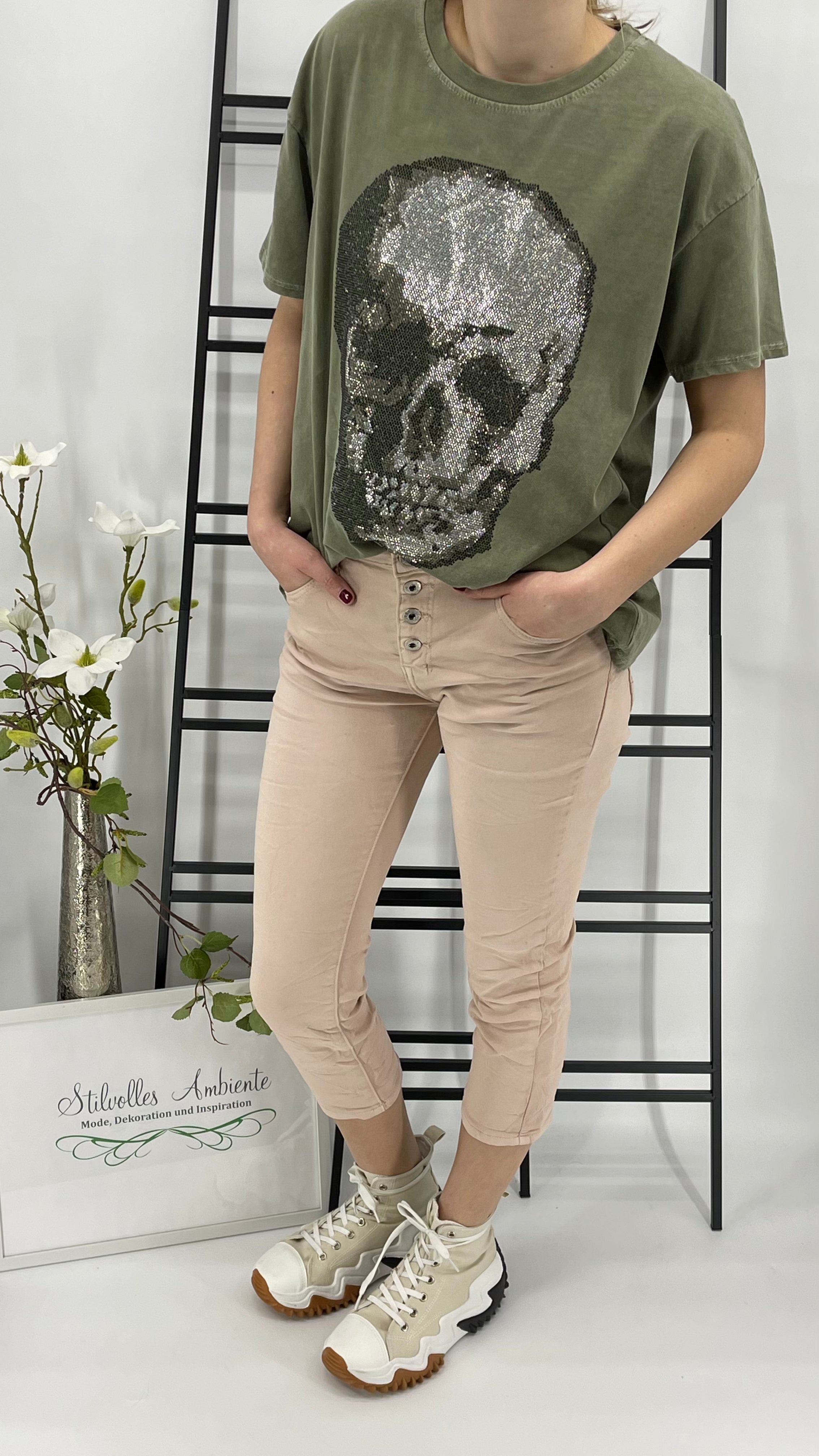 !!!!KEINE RETOURE MÖGLICH!!!!
3/4 Hose Gr. 34 - 42