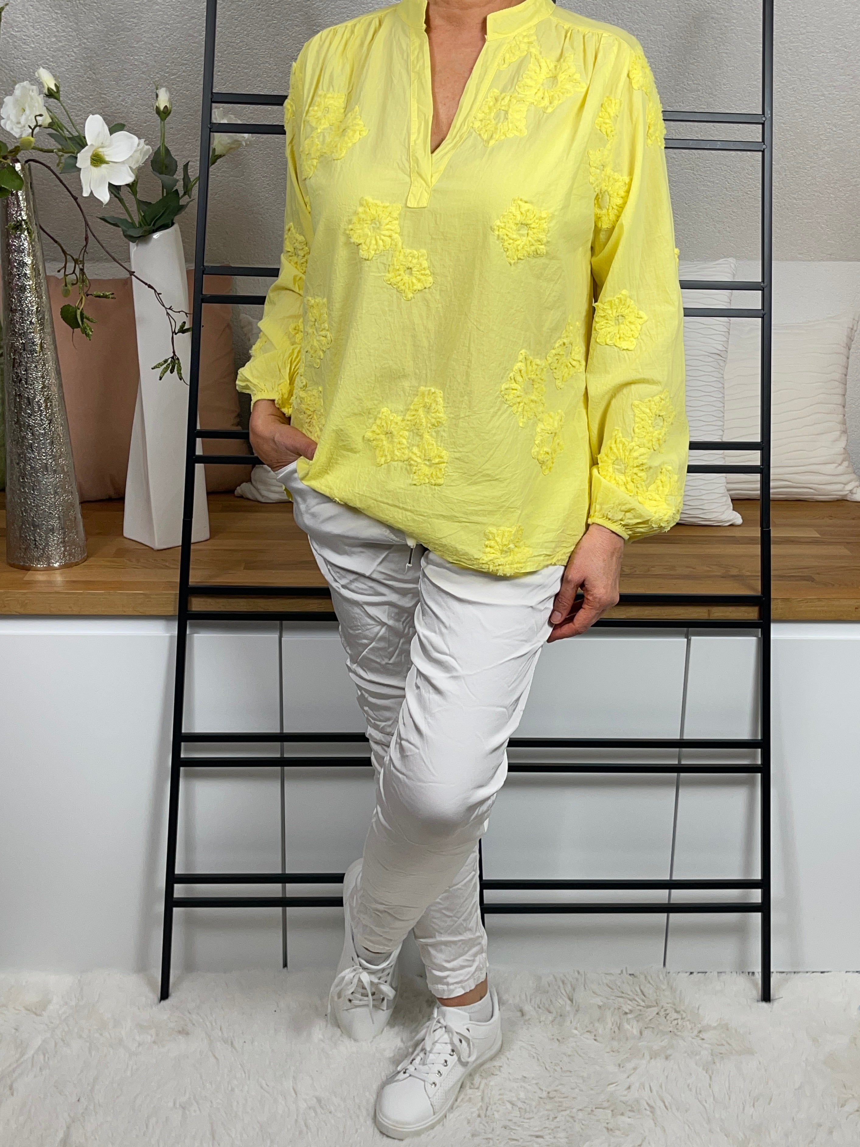 Dame - Bluse „Blütentraum“ Einheitsgrösse Gr. 36 - 42 in 2 Farben