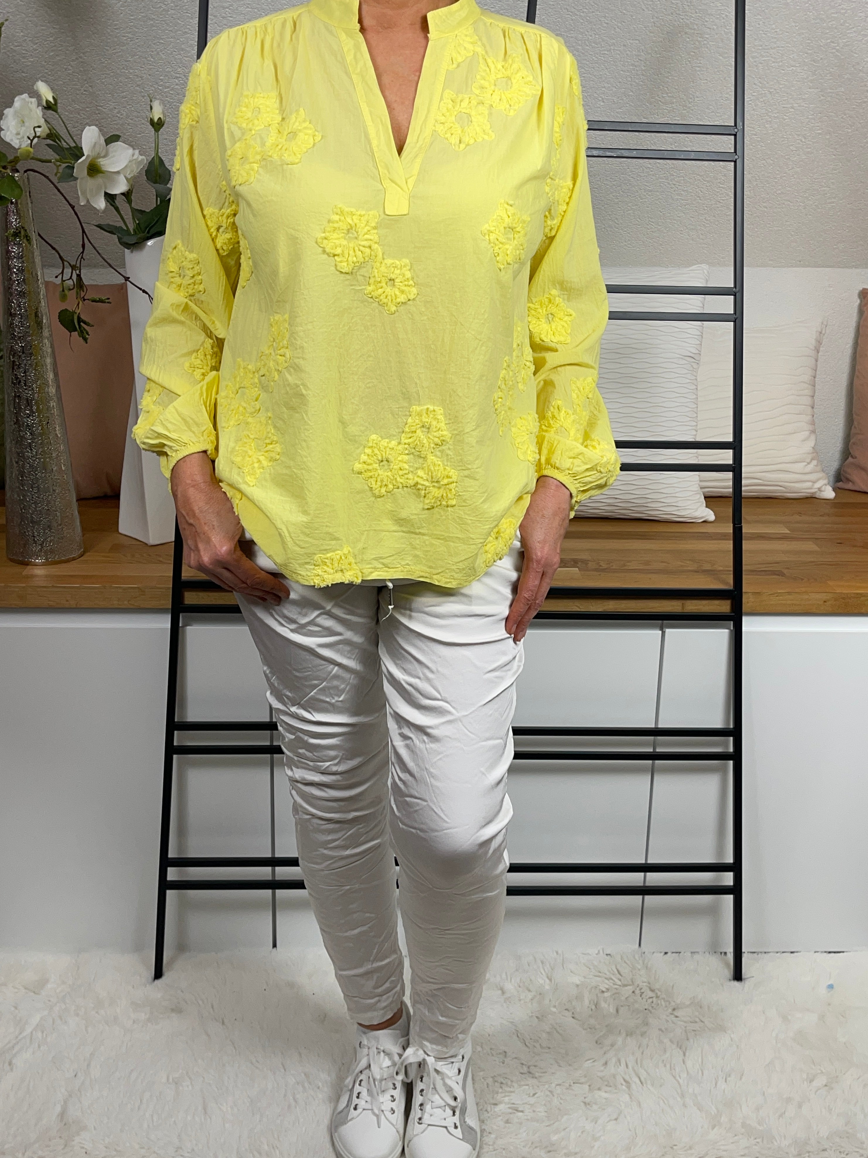 Dame - Bluse „Blütentraum“ Einheitsgrösse Gr. 36 - 42 in 2 Farben