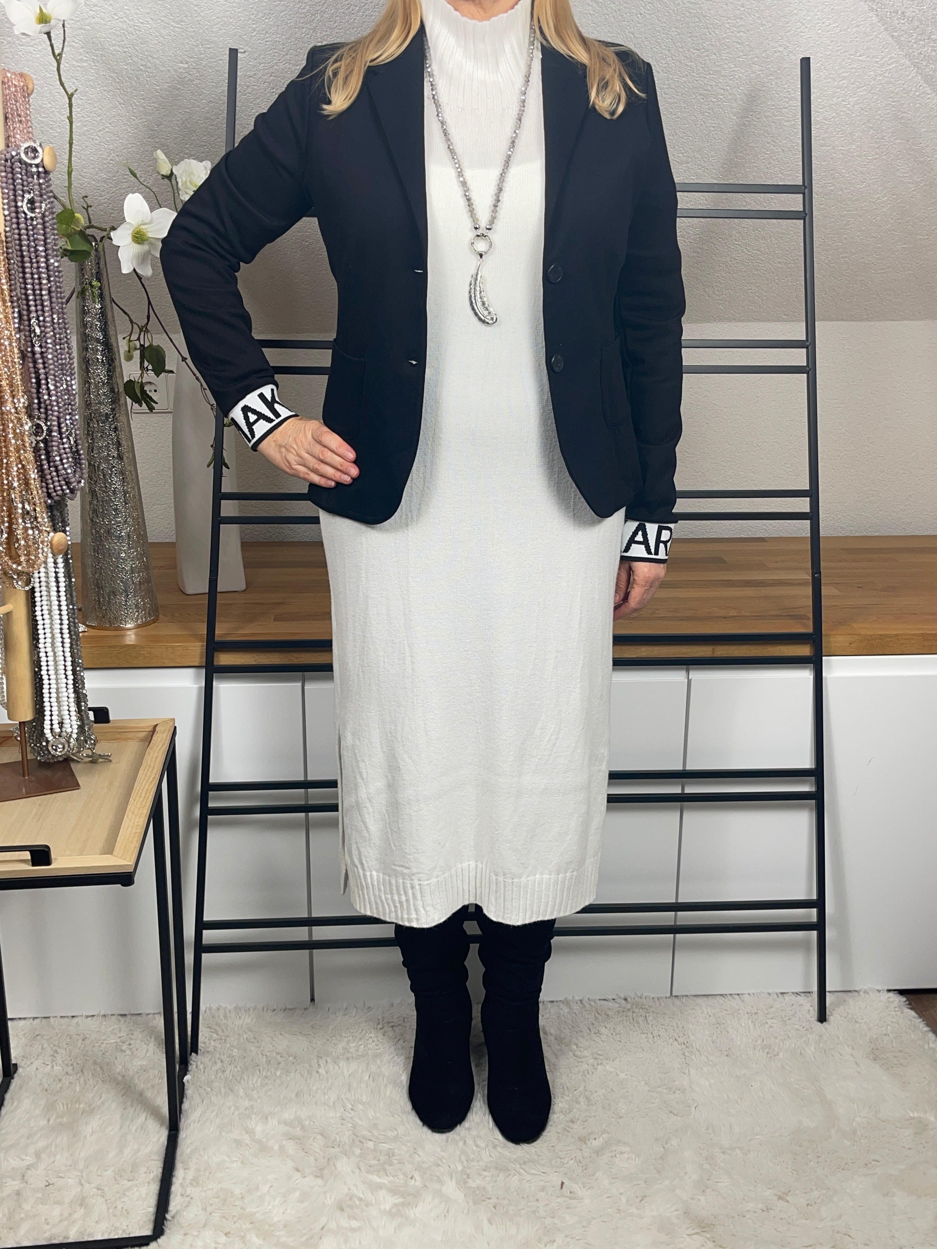 Damen- Strick - Kleid in 2 Farben