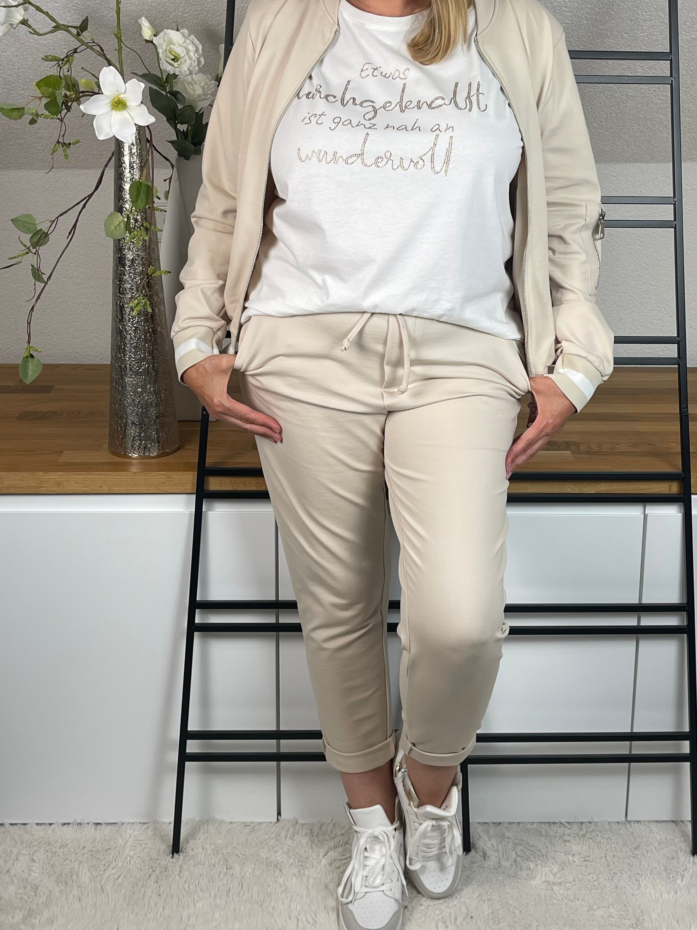 Damen - Jogpant - Hosenanzug „Tessa“ Grösse in hellbeige