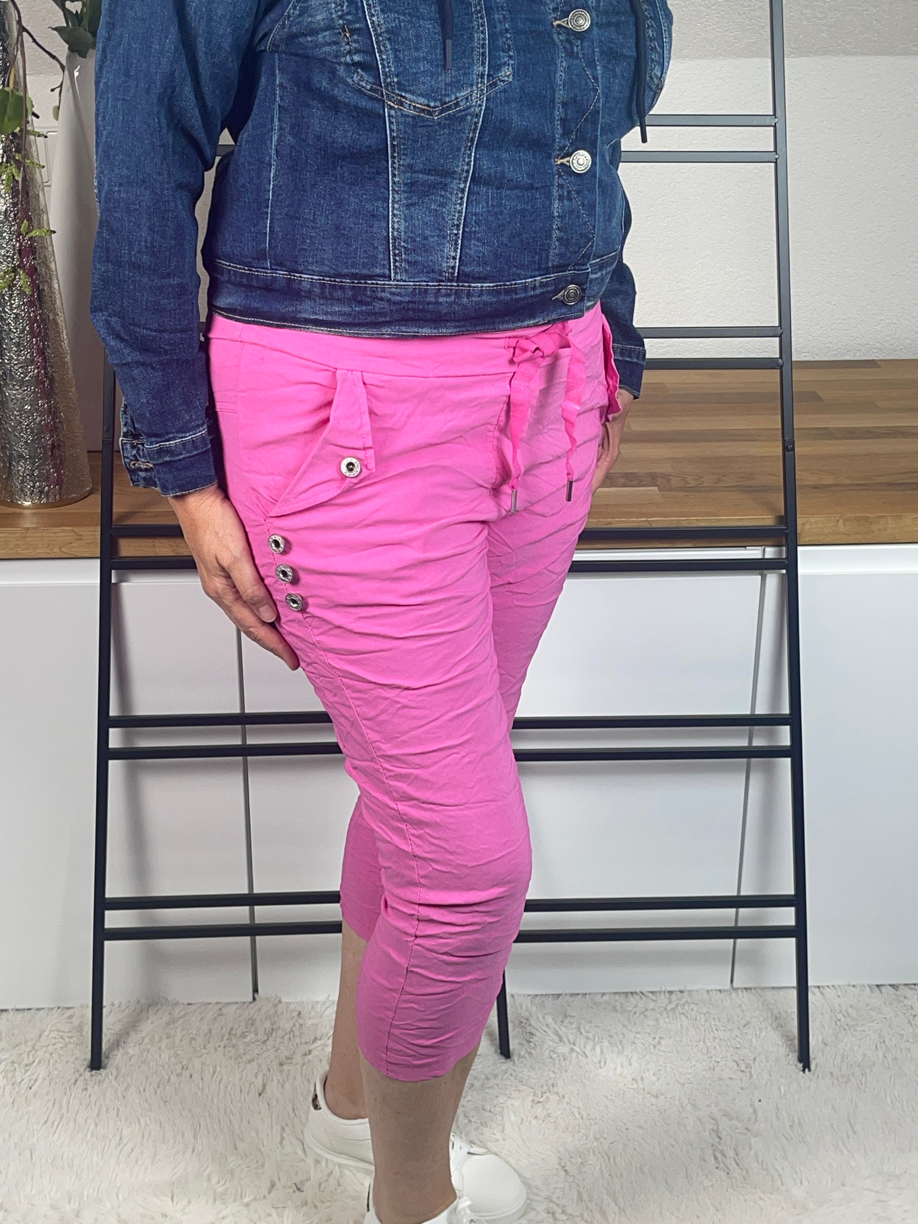 Damen - 3/4 - Hose mit Kordel und Zierknöpfen Einheitsgrösse Gr. 36 - 40/42 in 4 Farben