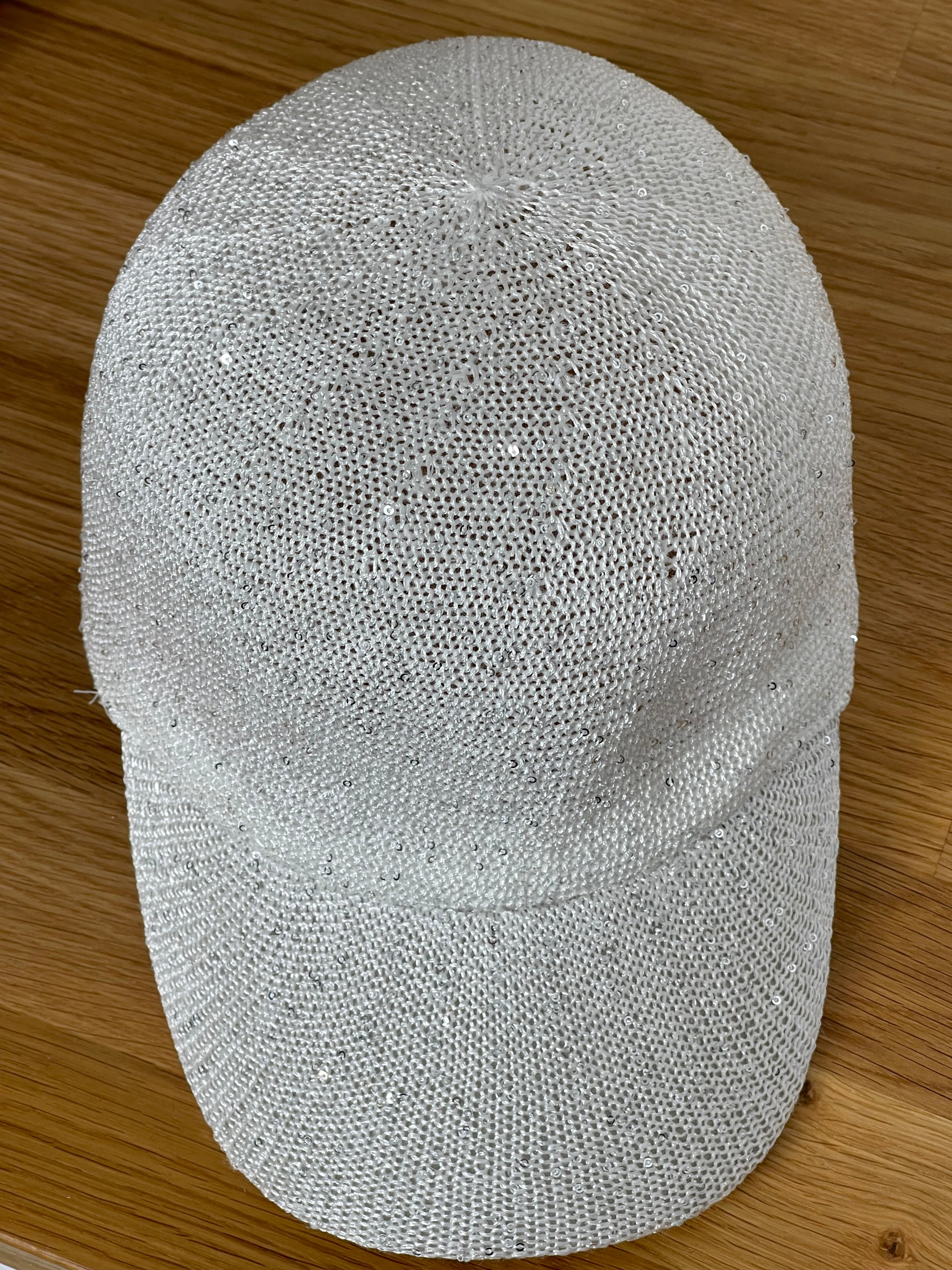 Cap mit Glitzer