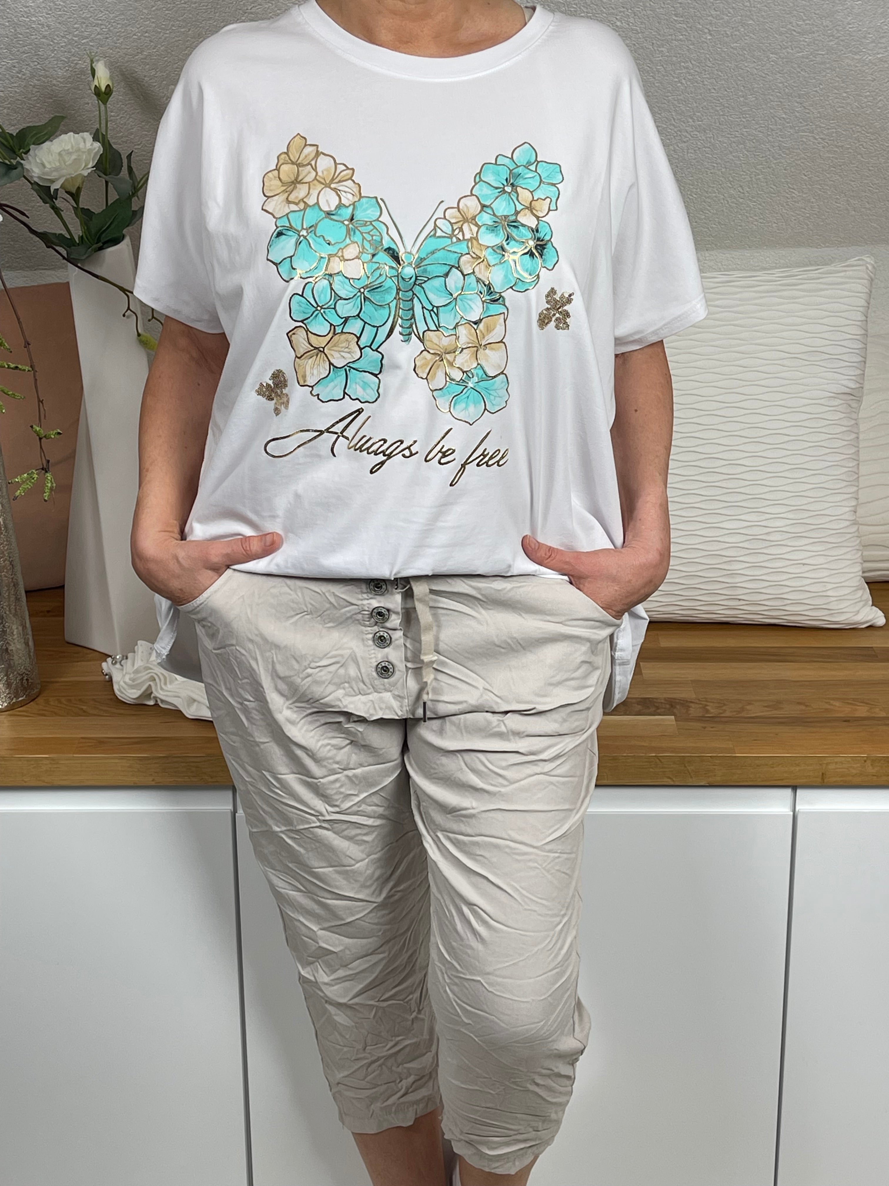 Damen T - Shirt „Schmetterling“ Einheitsgrösse Gr. 44 - 48 in 4 Farben