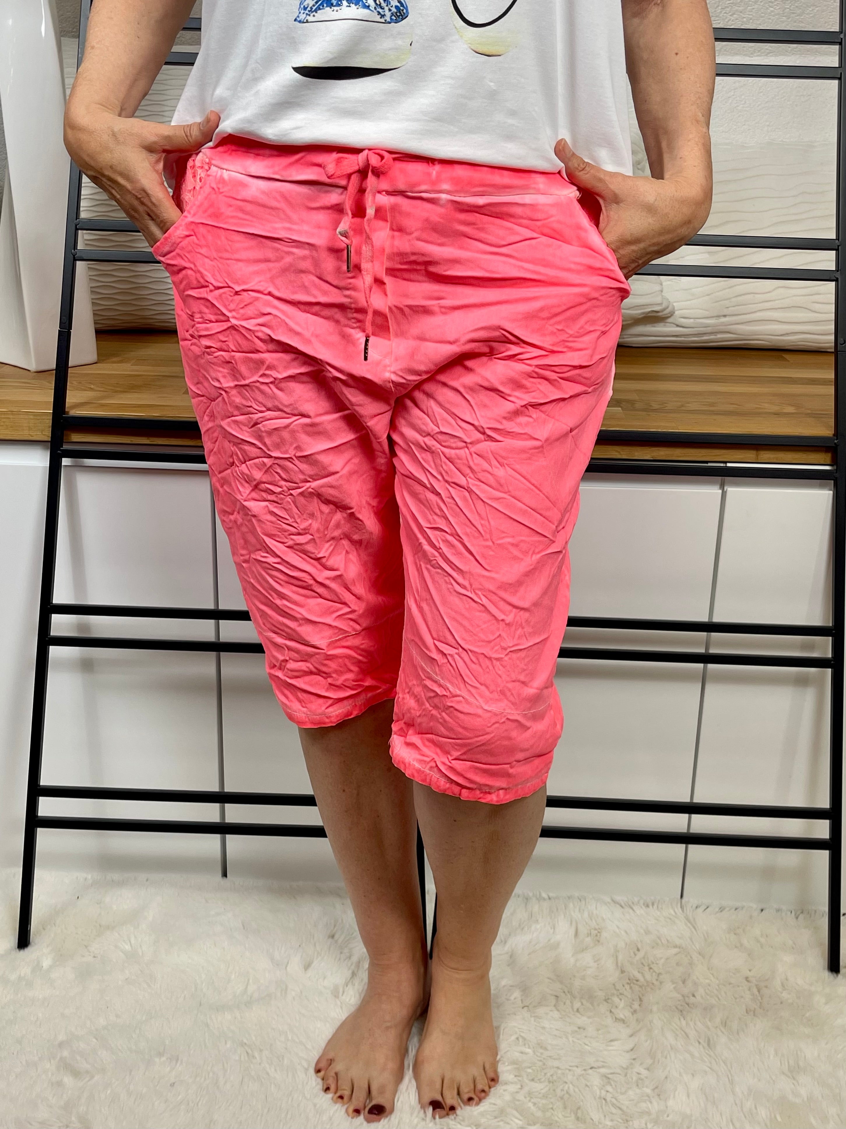 Damen 3/4 Jogpant - Short mit Spitze Einheitsgröße Gr. 42 - 48 in Neonkoralle