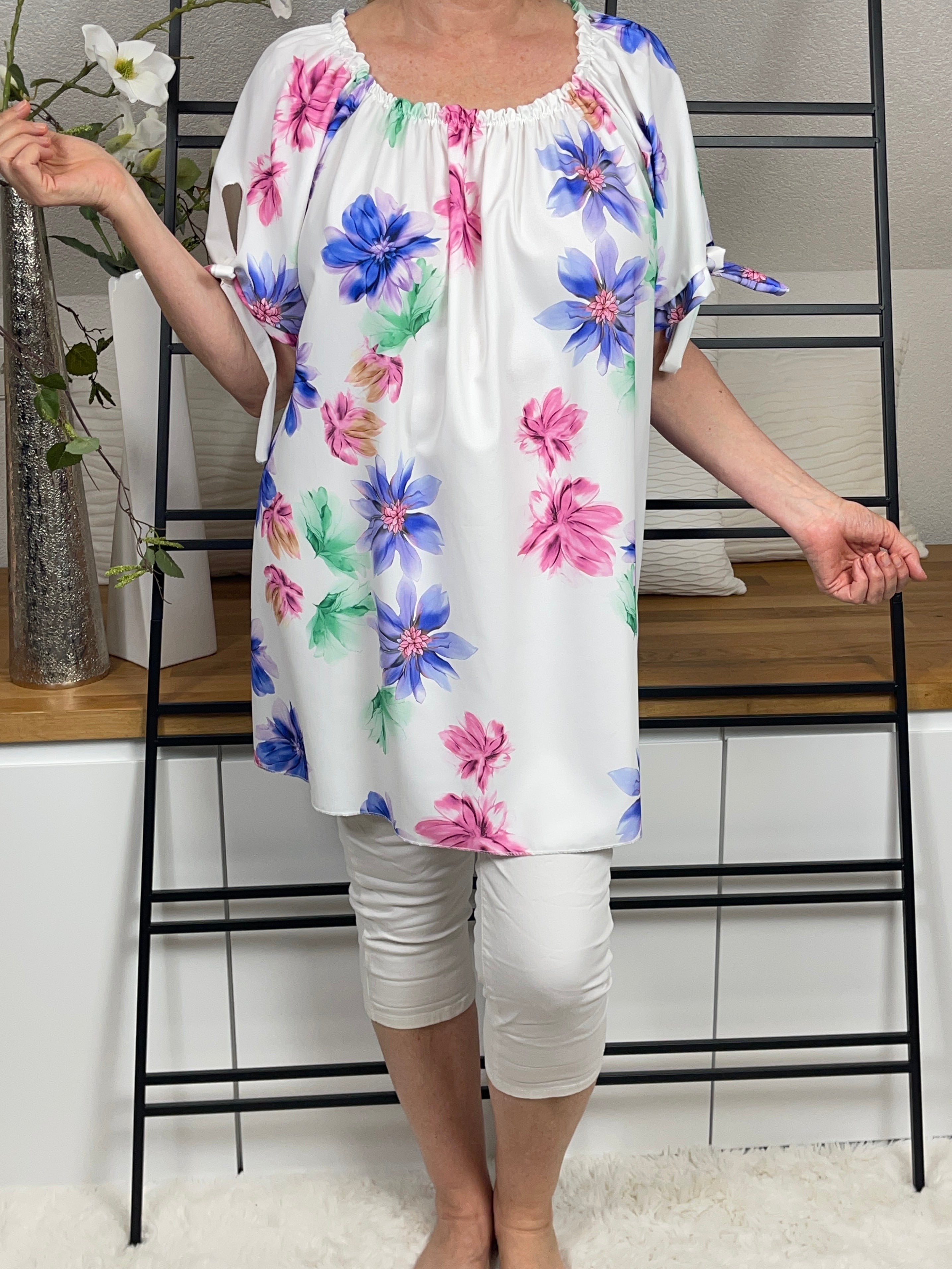 Damen Tunika „Flower Print“ Einheitsgrösse Gr. 44 - 48+ in 2 Farben