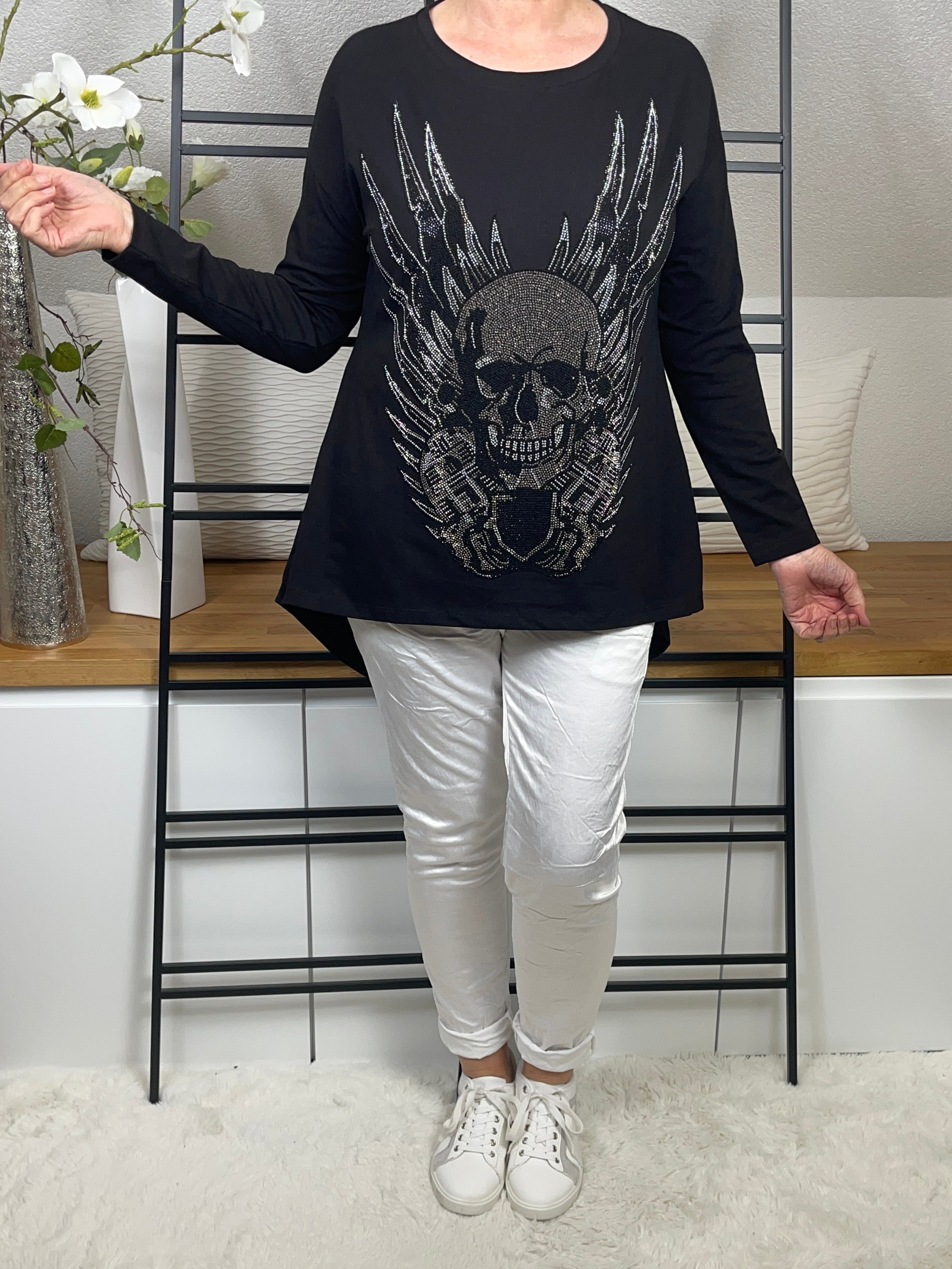 Long - Shirt „Totenkopf“ von EU-Queen Gr. 36 - 48