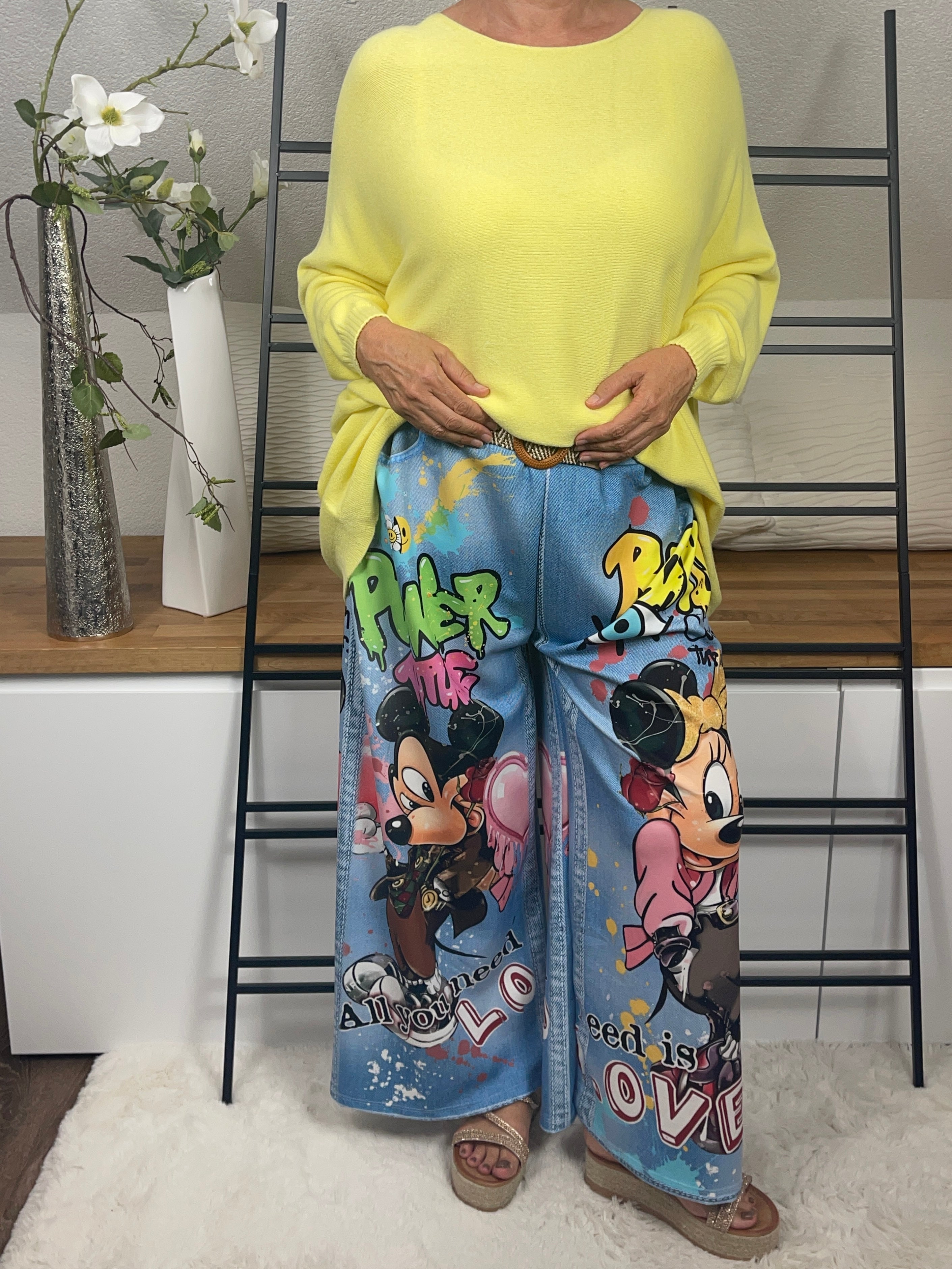 Elegante weite Damen - Jogpant „Mickey - Minney“ mit „3 D“ Effekt Einheitsgrösse Gr. 44 - 54 in 3 Varianten