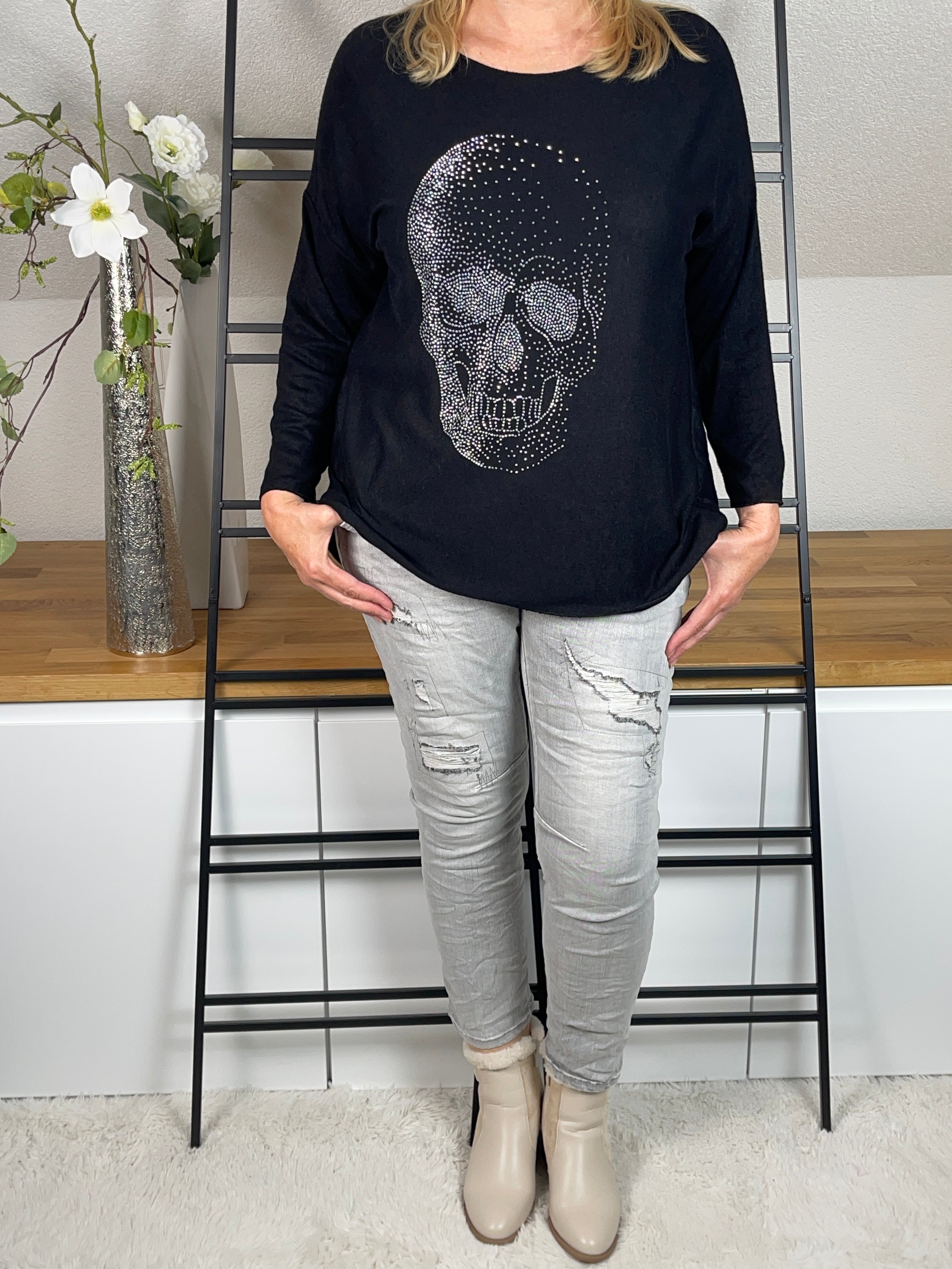 Pullover  „Skull -Rob“ von Gr. 38 - 44/46