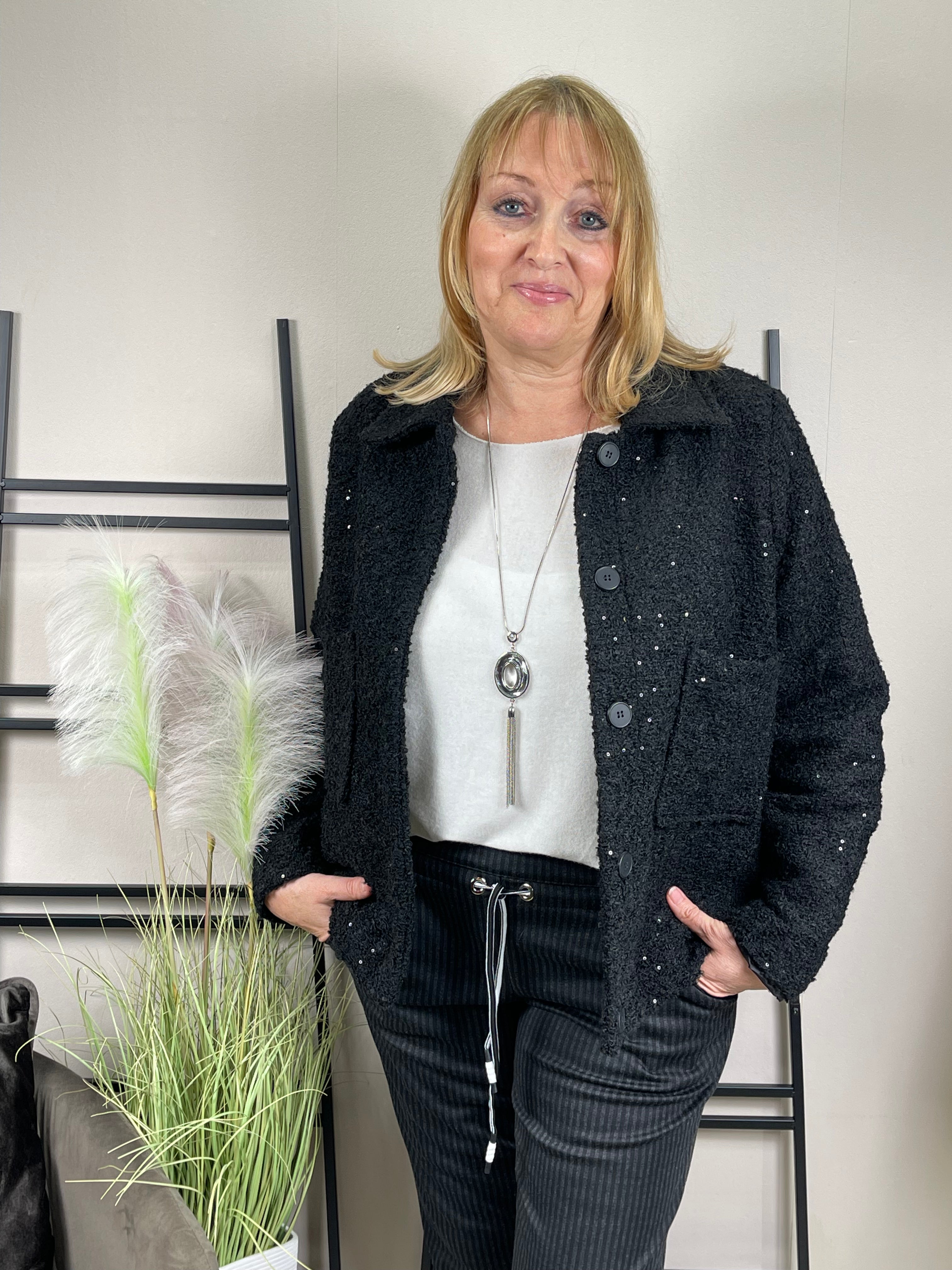 Jacke mit Pailletten von „Esvivid“ Einheitsgröße Gr. 38 - 44