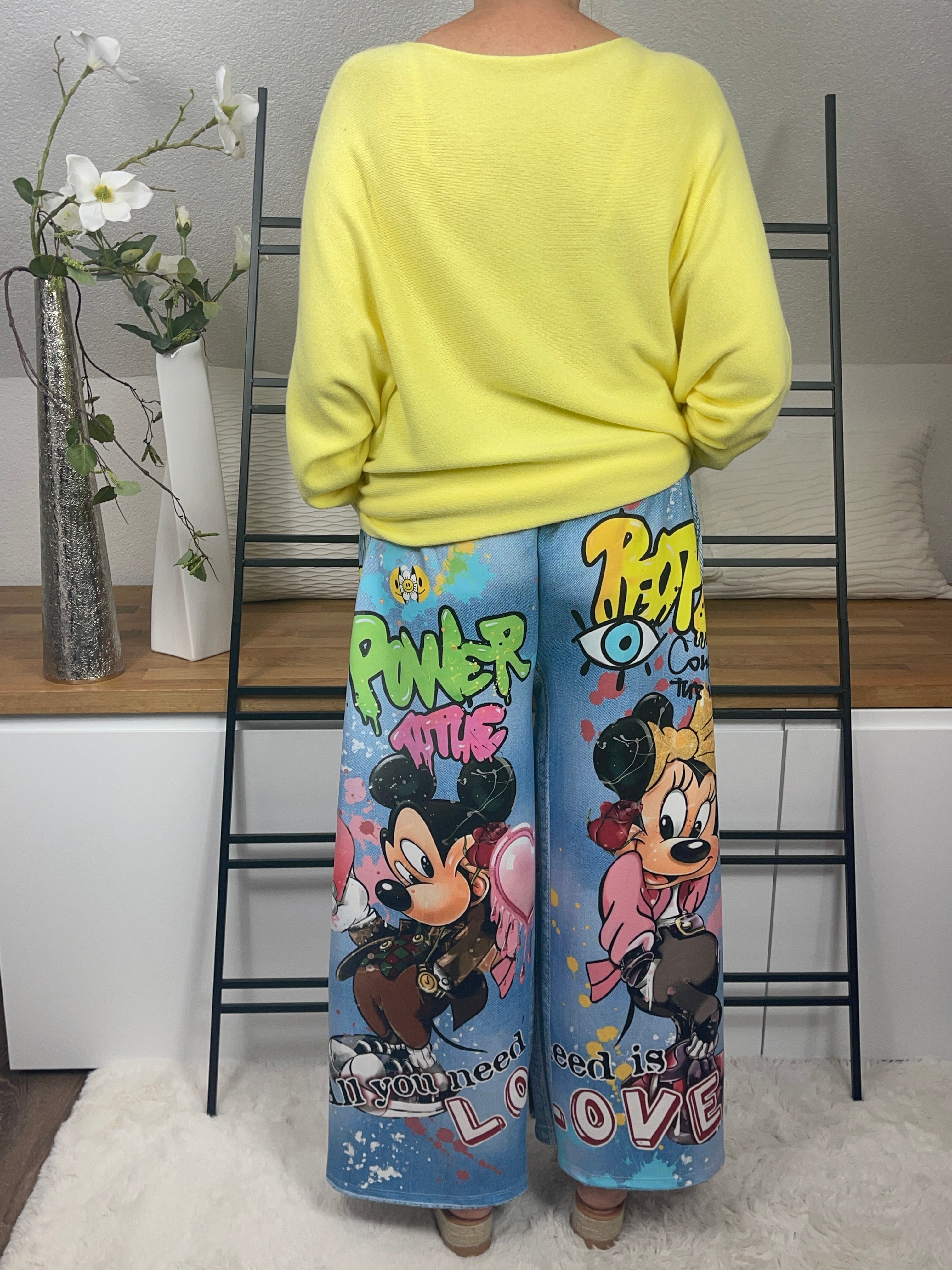 Elegante weite Damen - Jogpant „Mickey - Minney“ mit „3 D“ Effekt Einheitsgrösse Gr. 44 - 54 in 3 Varianten