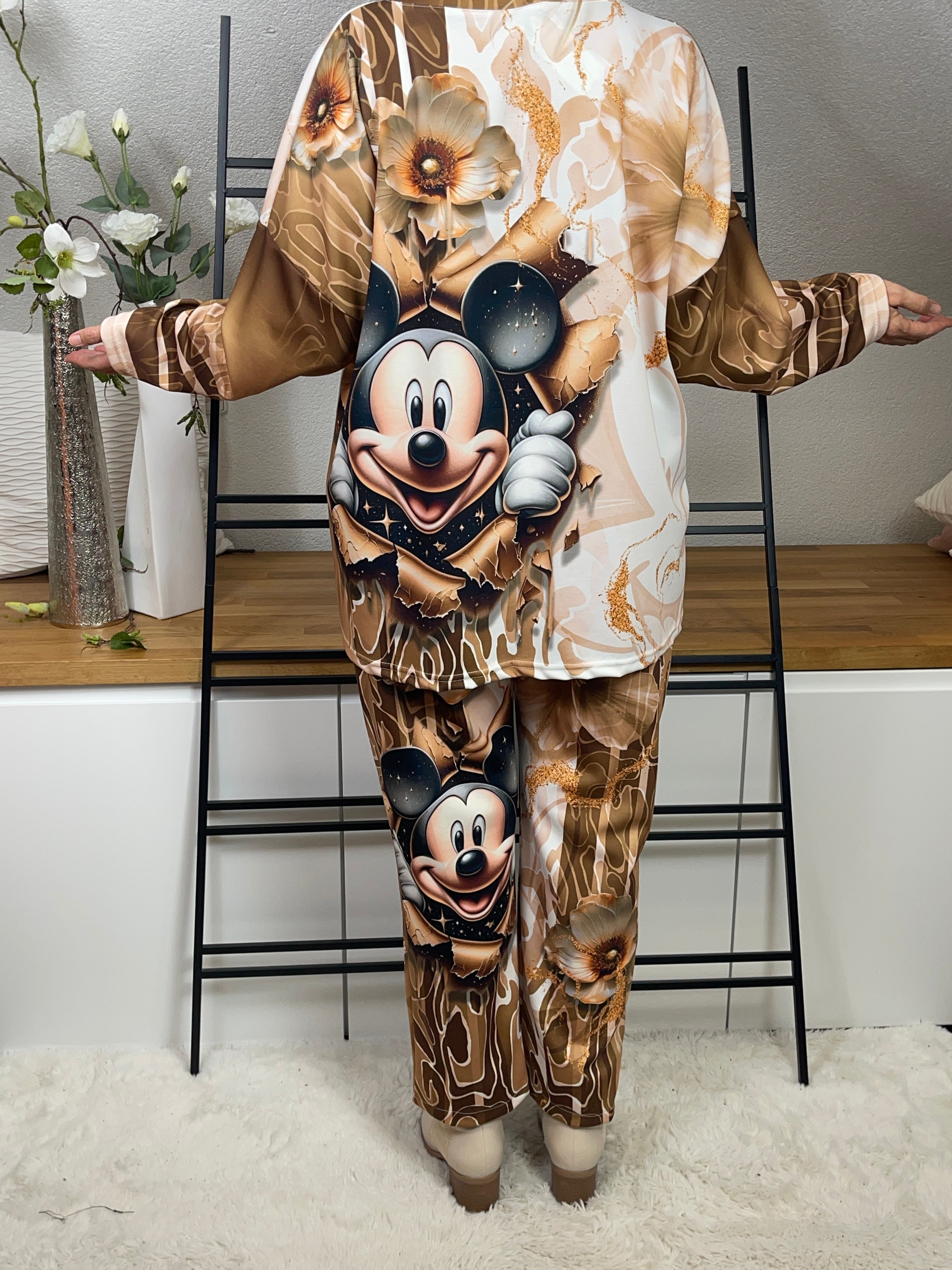 Damen -Pullover „Mickey Mouse“ Einheitsgrösse Gr. 42 - 48 in 2 Farben