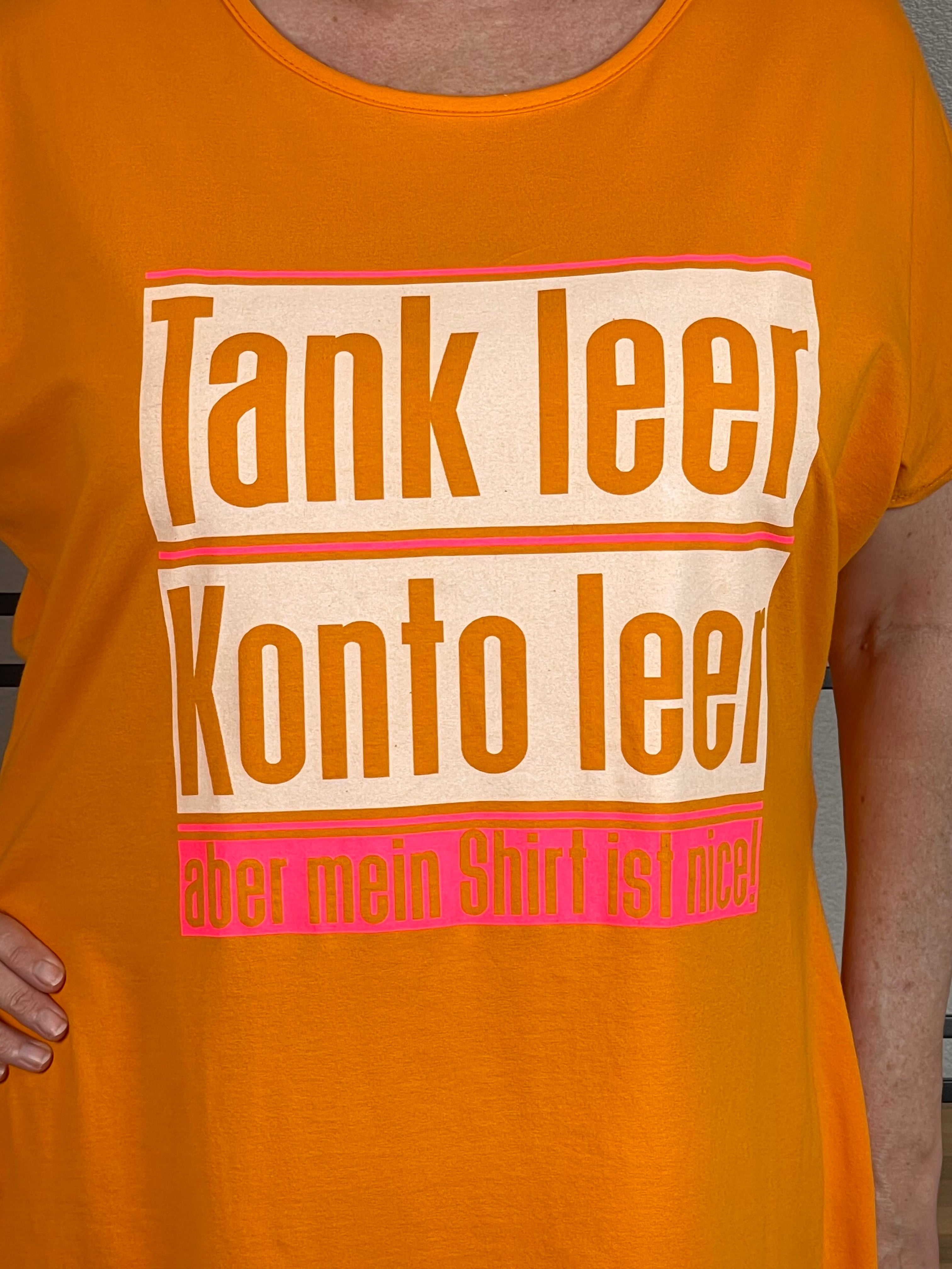 Maxi - Shirt - Kleid  „Tank leer…“ Einheitsgrösse Gr. 40 - 46 in 2 Farben