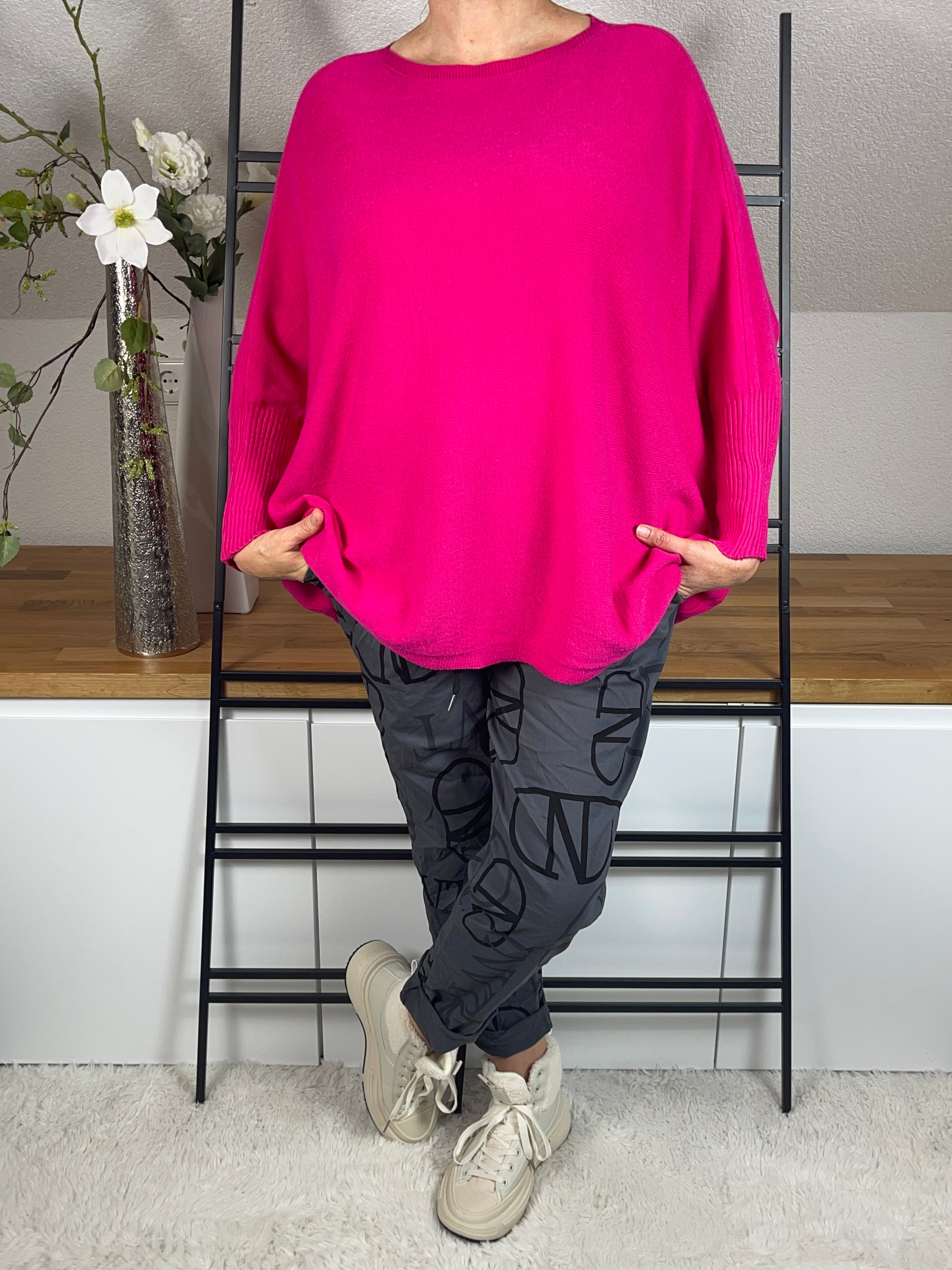	2.   Lässiger Oversize Pullover Damen
	3.	Weicher Feinstrick Pullover
	4.	Oversize Pullover bis Größe 48
	5.	Pullover weiter Schnitt Damen
	6.	Kuscheliger Feinstrick Pullover
	7.	Feinstrick Pullover große Größen
	8.	Pullover Plus Size Damen
	9.	Oversize Pullover weich
	10.	Pullover XXL Feinstrick
	11.	Casual Oversize Pullover
	12.	Pullover mit weiten Ärmeln
	13.	Langer Oversize Pullover
	14.	Trendiger Pullover bis Größe 48
	15.	Bequemer Feinstrick-Pullover Damen