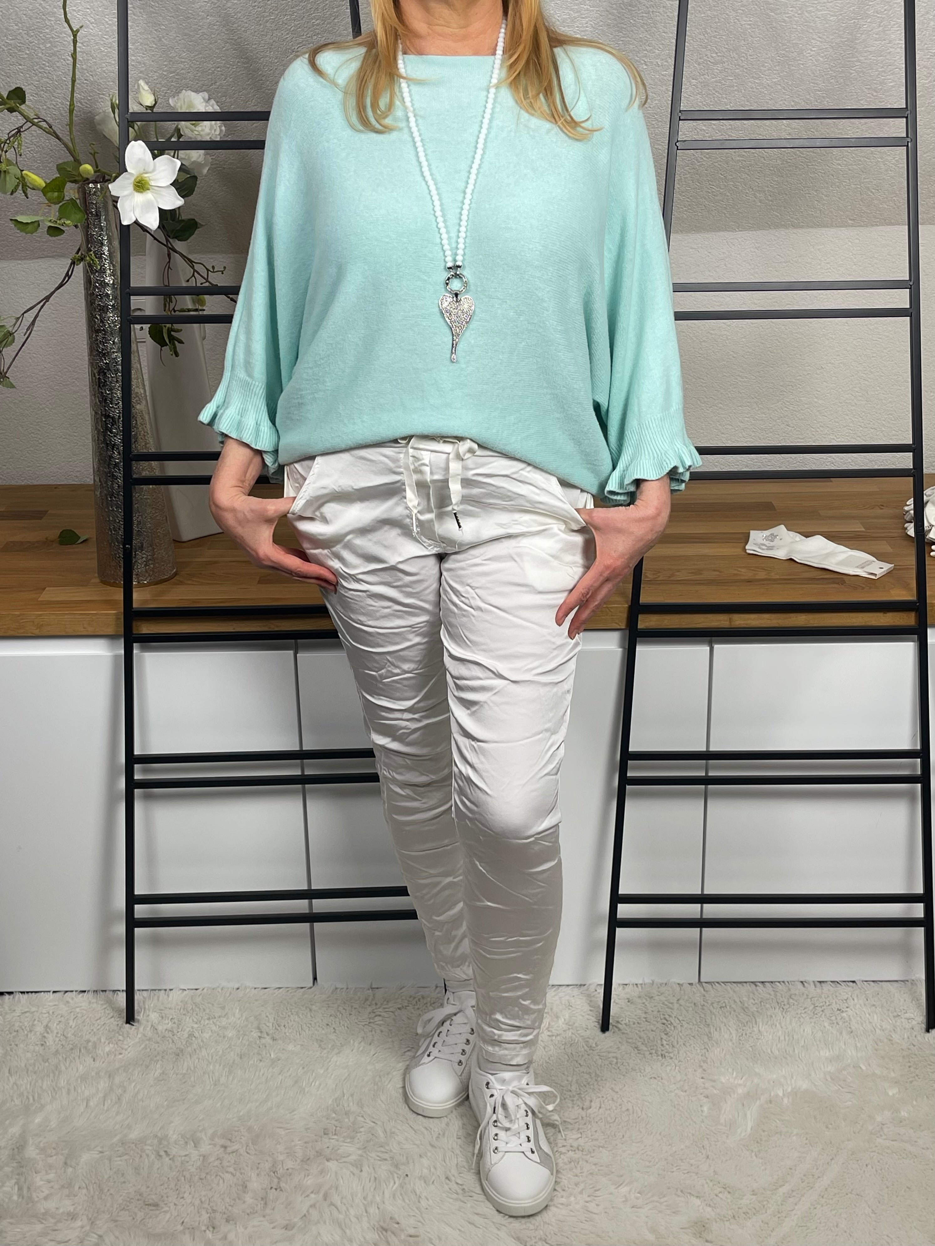 Damen - Feinstrick - Pullover mit Rüschen Einheitsgrösse Gr. 36 - 44 in 8 Farben