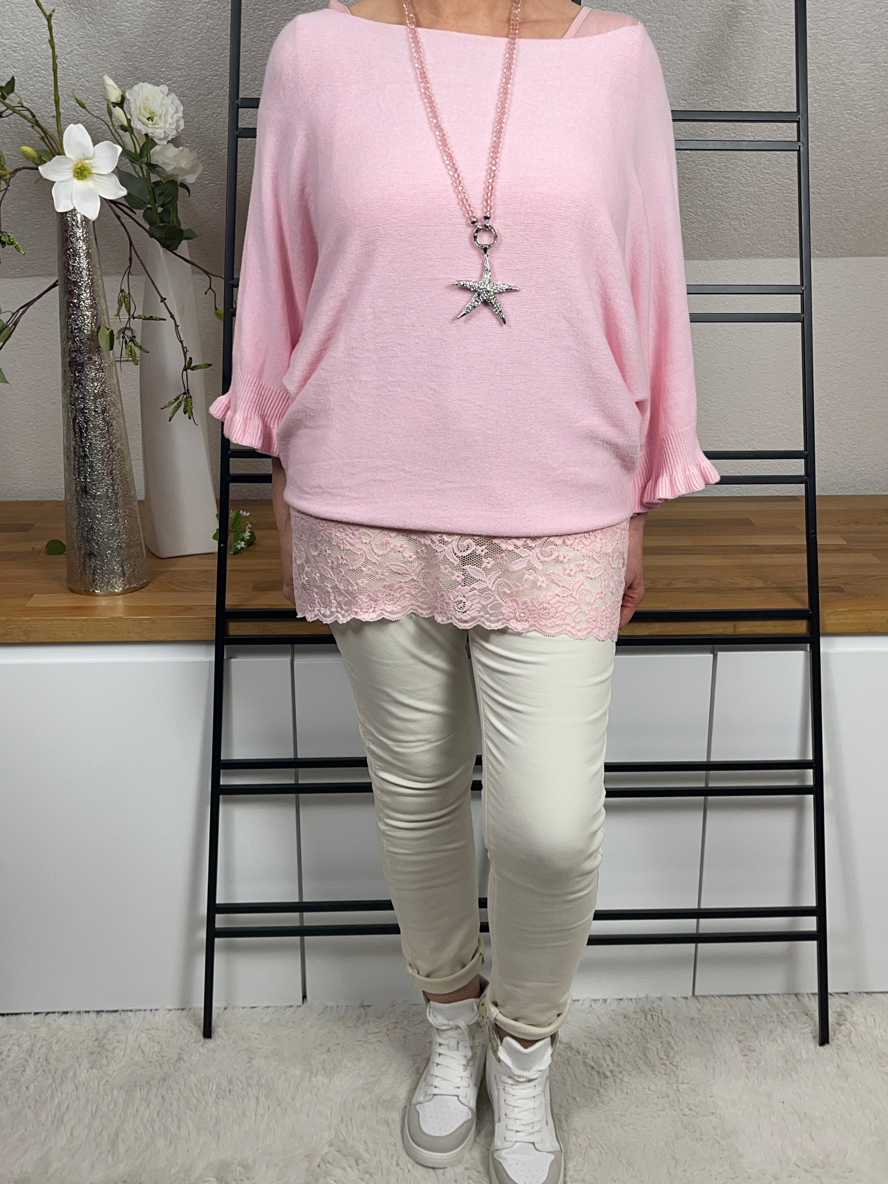 Damen - Top mit eleganter Spitze Einheitsgröße Gr. 42 - 48