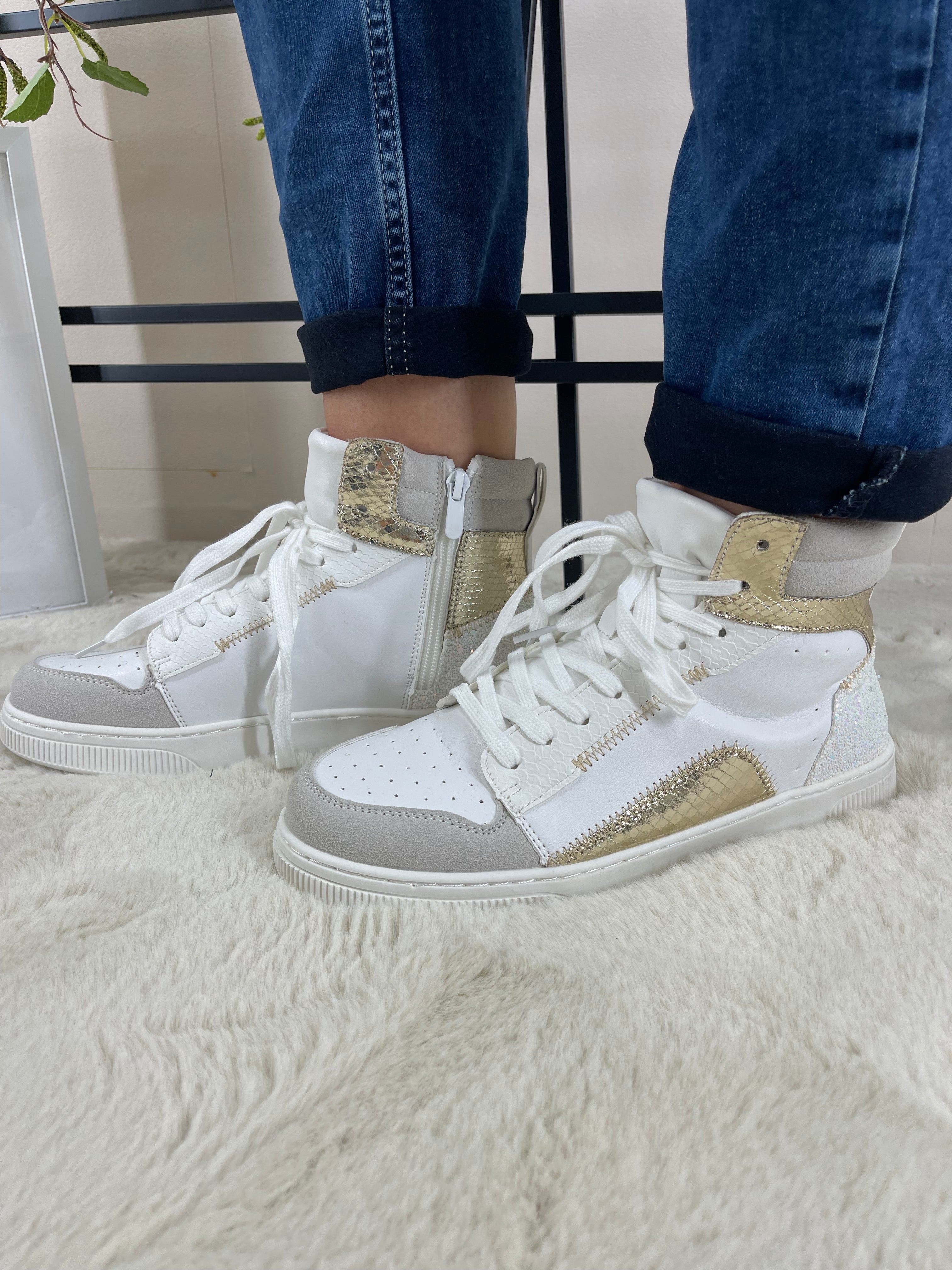 Sneaker „Goldfire“