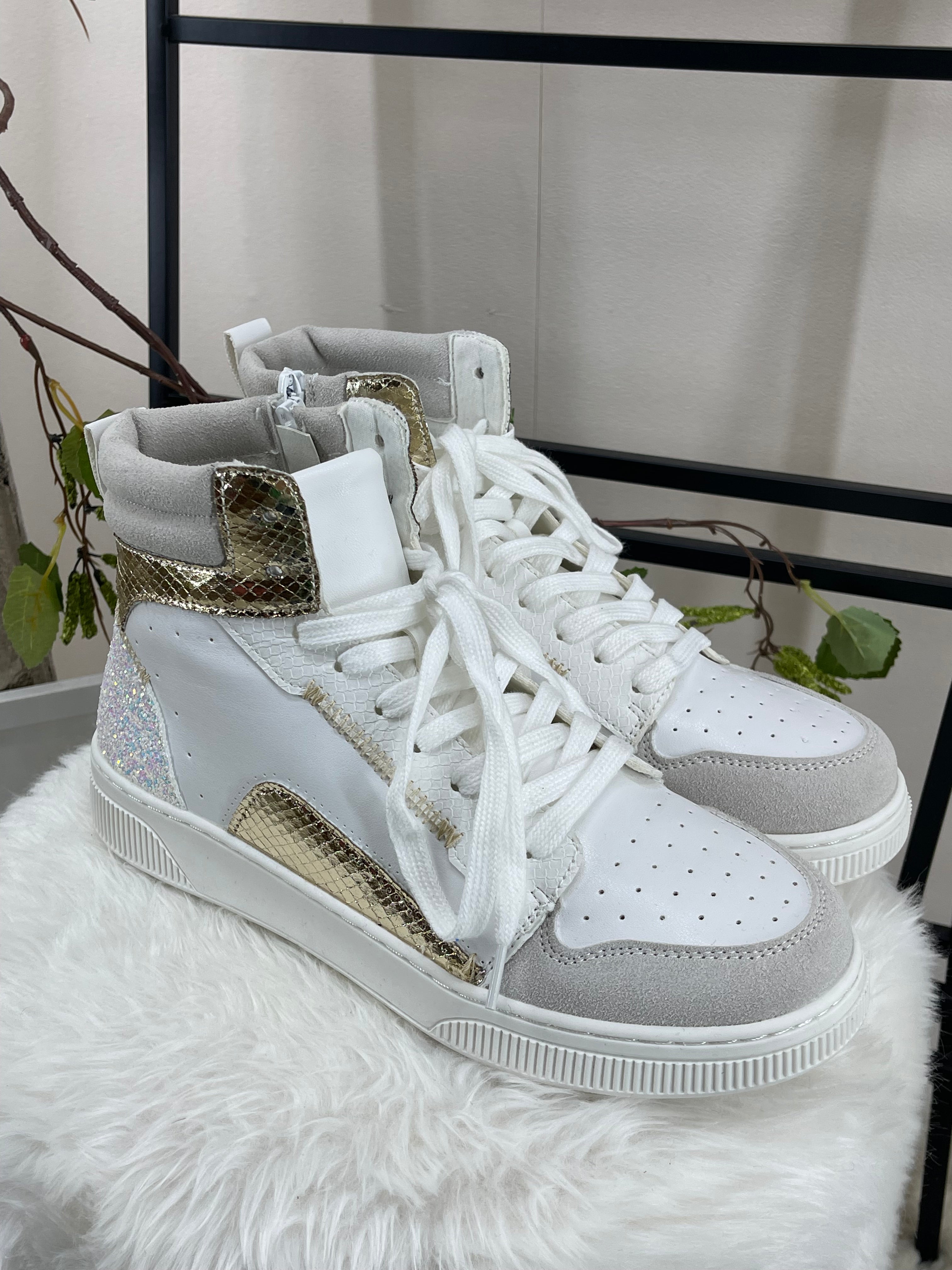 Sneaker „Goldfire“