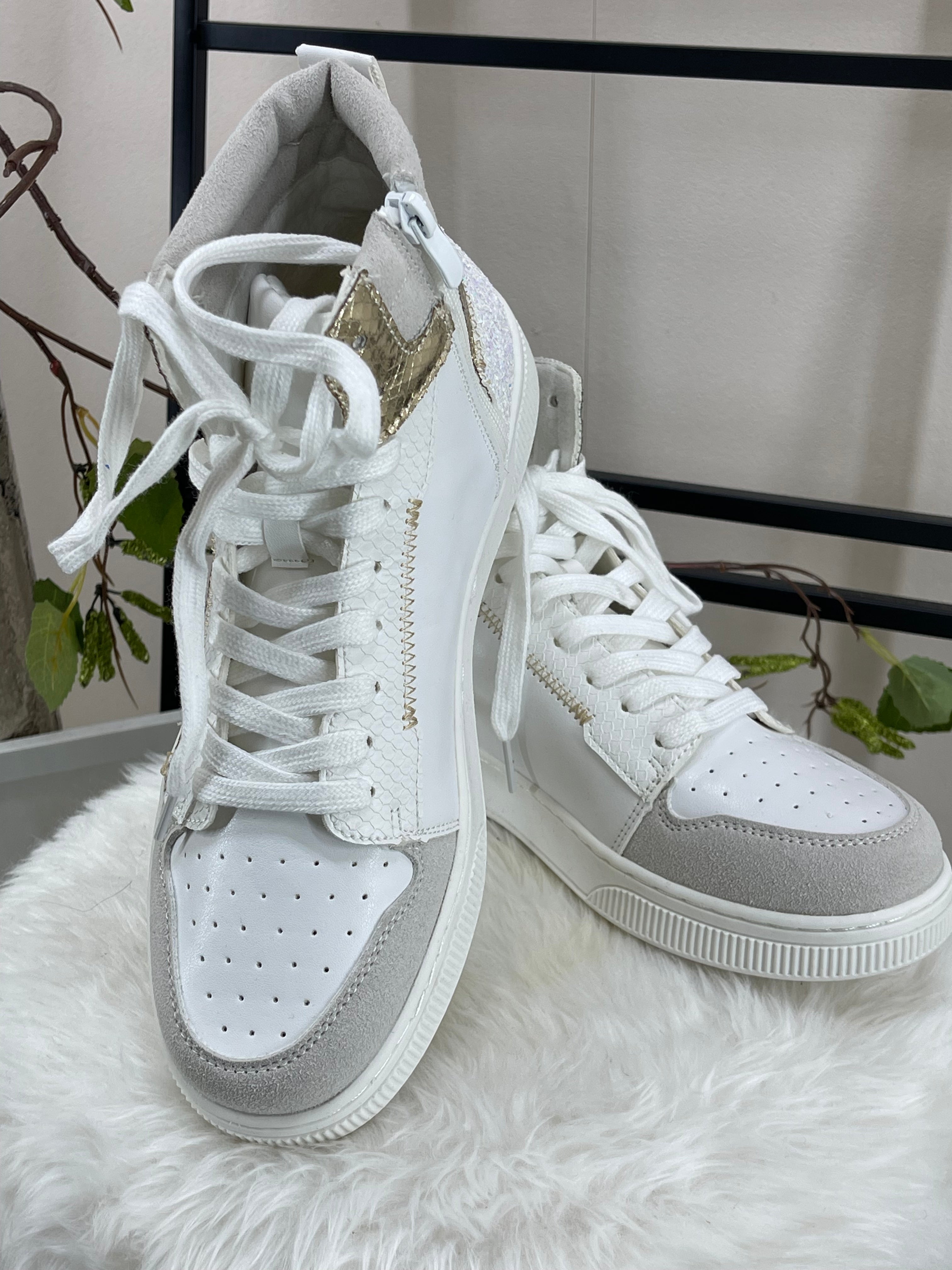 Sneaker „Goldfire“