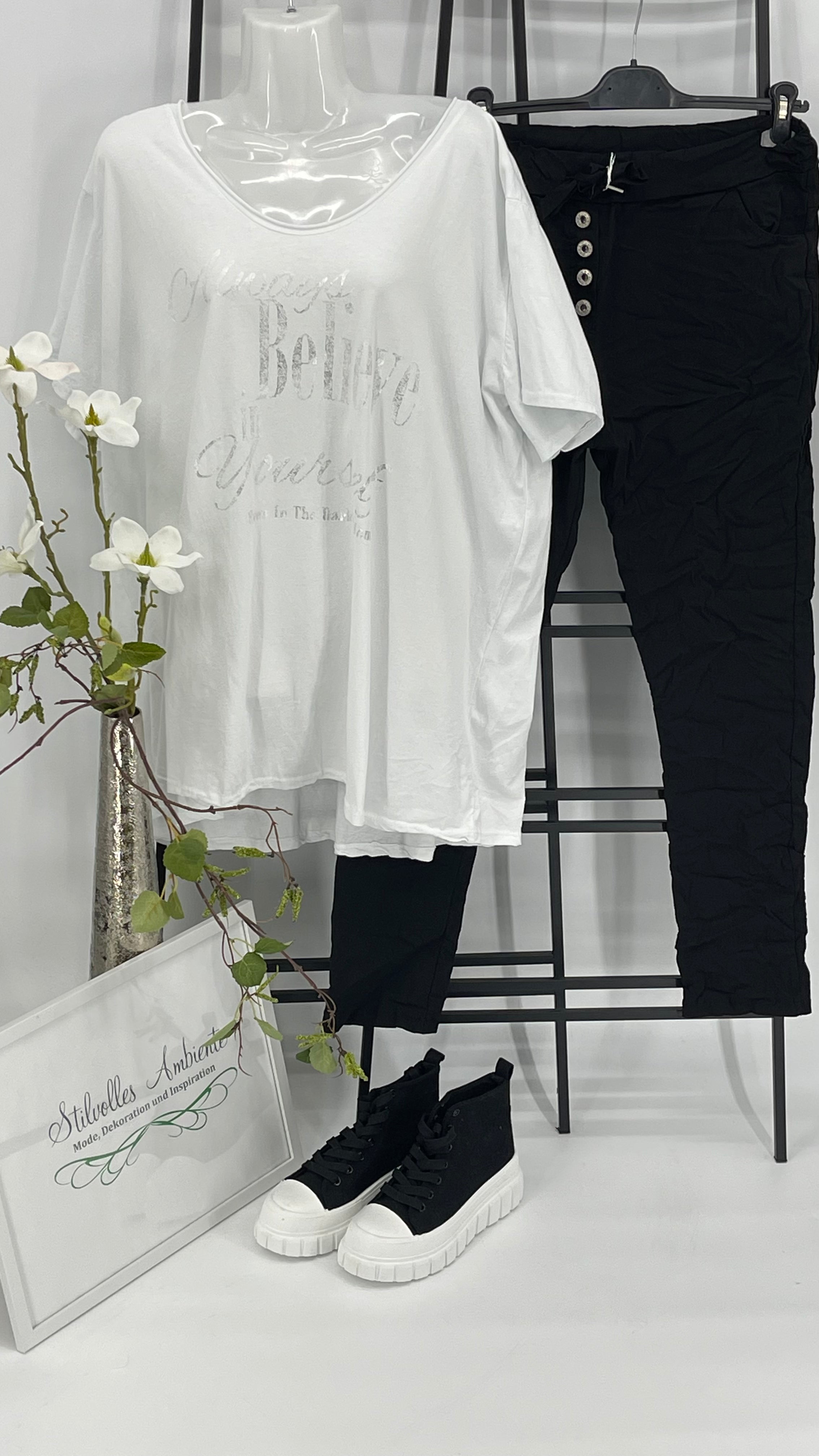T - Shirt von „AC“ Einheitsgrösse Gr. 38 - 46/48