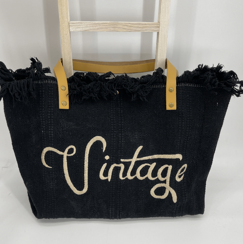 Tasche  „Vintage“ handgestickt  Lederhenkel
